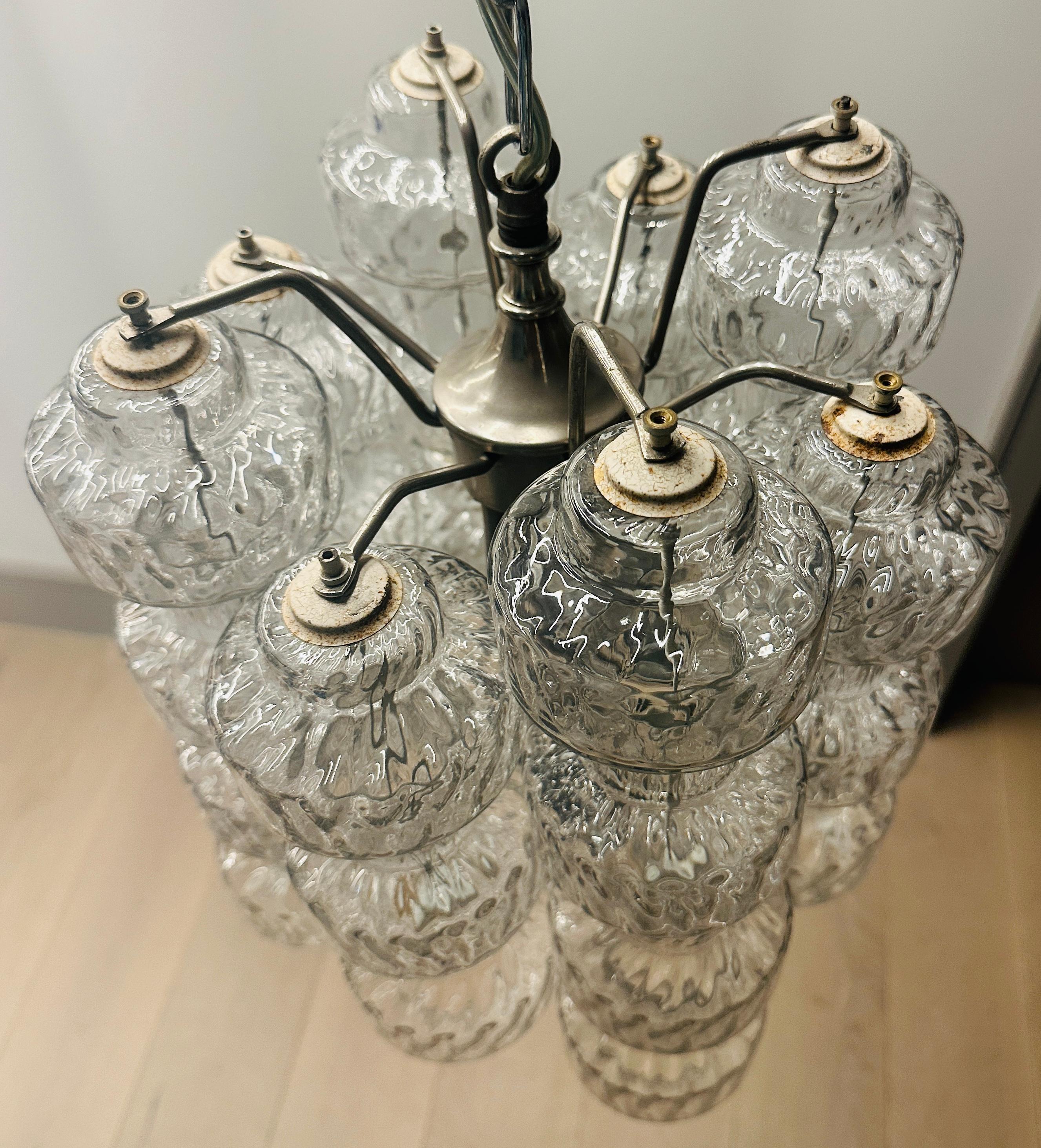 Lustre italien des années 1960 en verre Murano en forme d'haltère et à grappes de Venini en vente 7