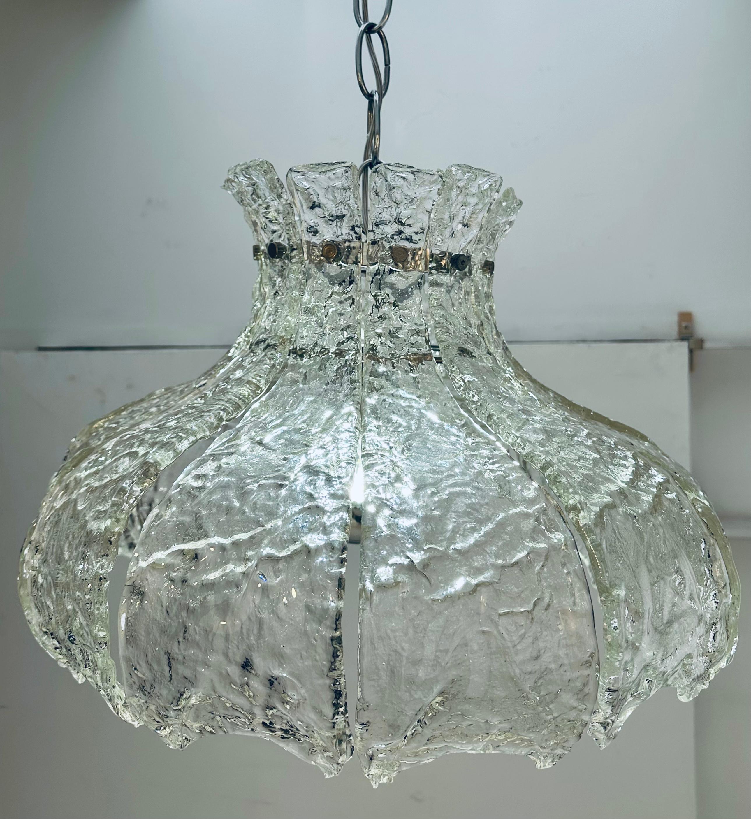 Mid-Century Modern 1960s Italian Murano 'Forked' Textured Clear Glass Mazzega Carlo Nason Pendant  For Sale