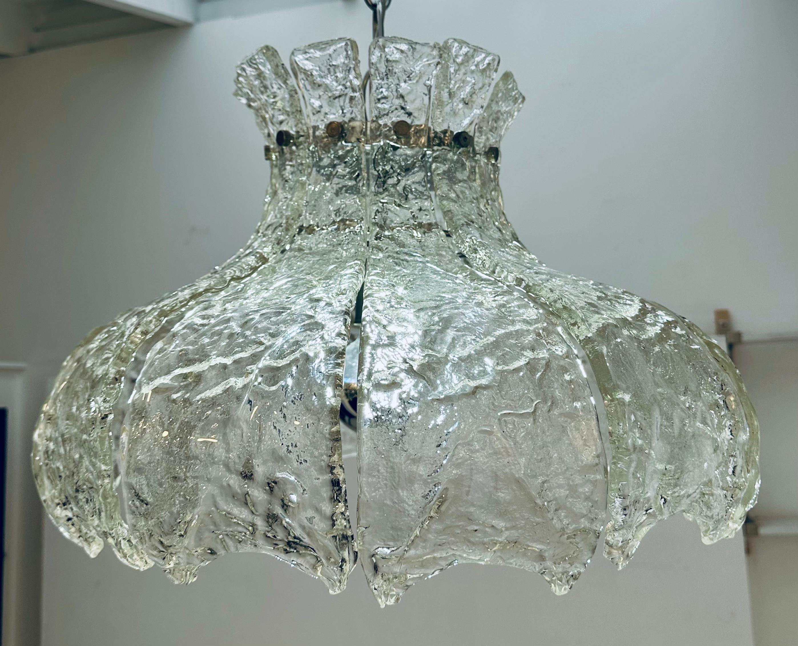 Poli Lampe à suspension italienne de Murano des années 1960, en verre transparent texturé « Forked » Mazzega Carlo Nason  en vente