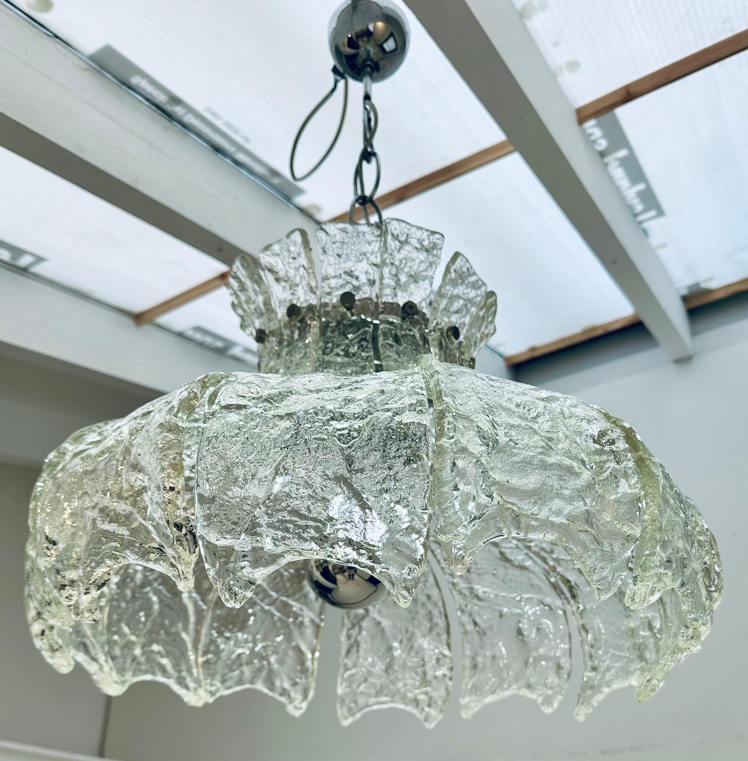 20ième siècle Lampe à suspension italienne de Murano des années 1960, en verre transparent texturé « Forked » Mazzega Carlo Nason  en vente