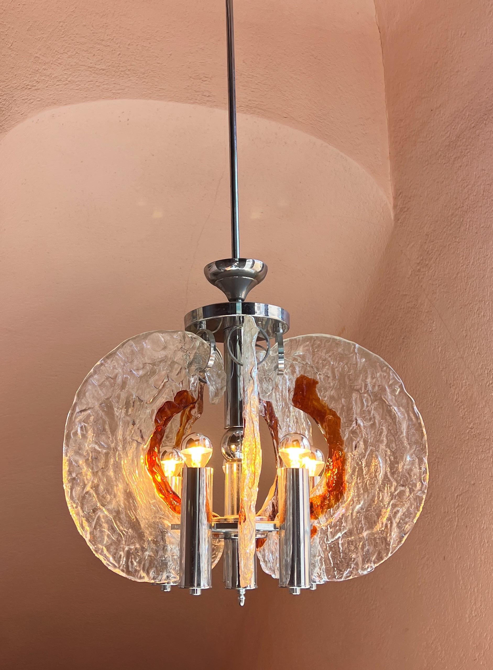 Lámpara colgante italiana de cristal de Murano y cromo de los años 60, por Carlo Nason para Mazzega Moderno de mediados de siglo en venta