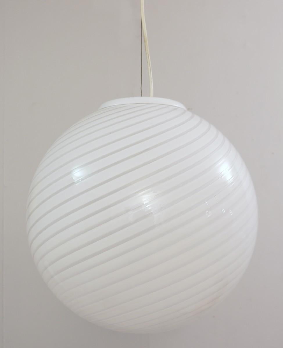 1960s Italian Murano Glass Globe by Venini For Sale 4