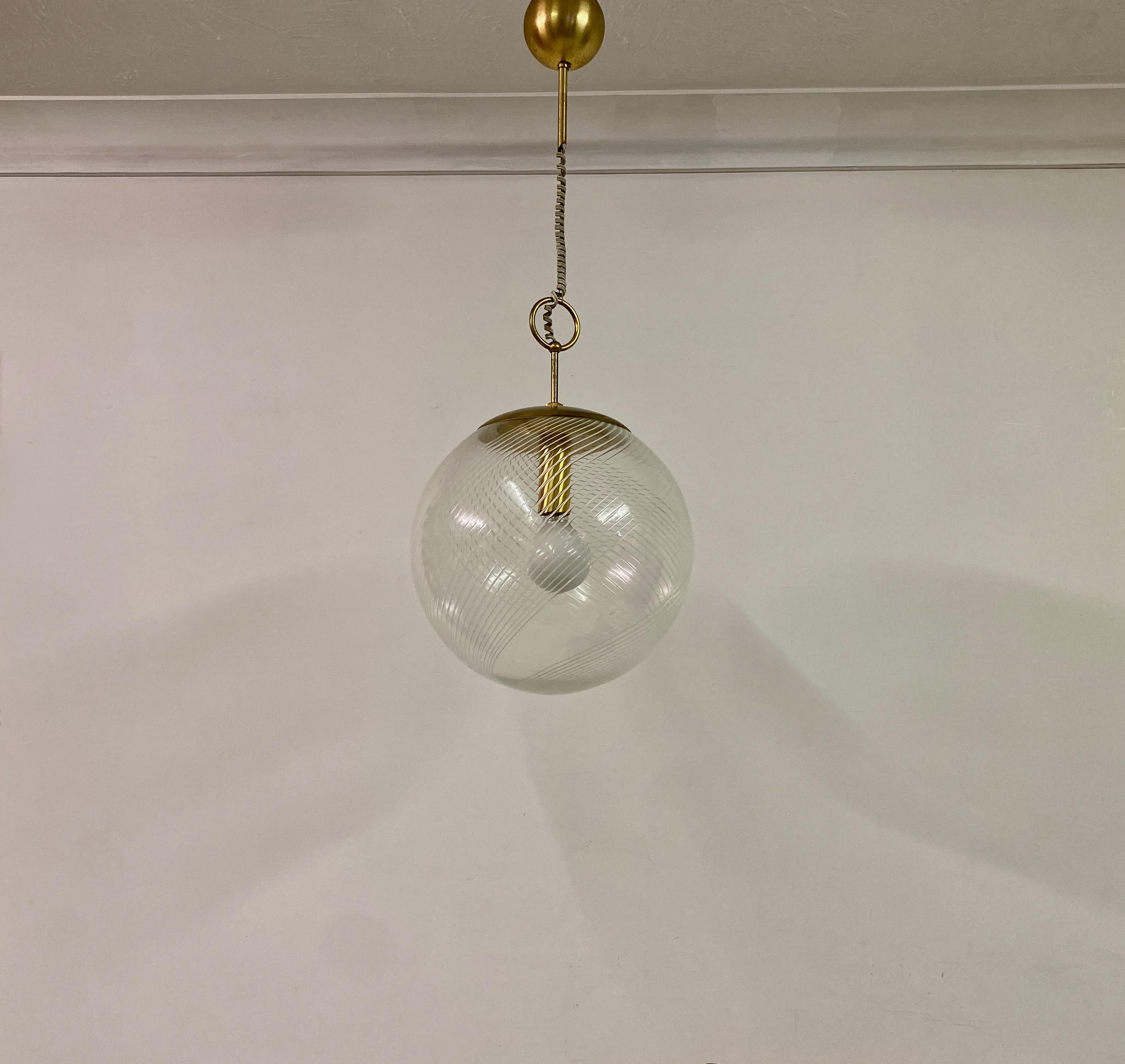 Plafond suspendu en verre Murano des années 1960 en vente 2
