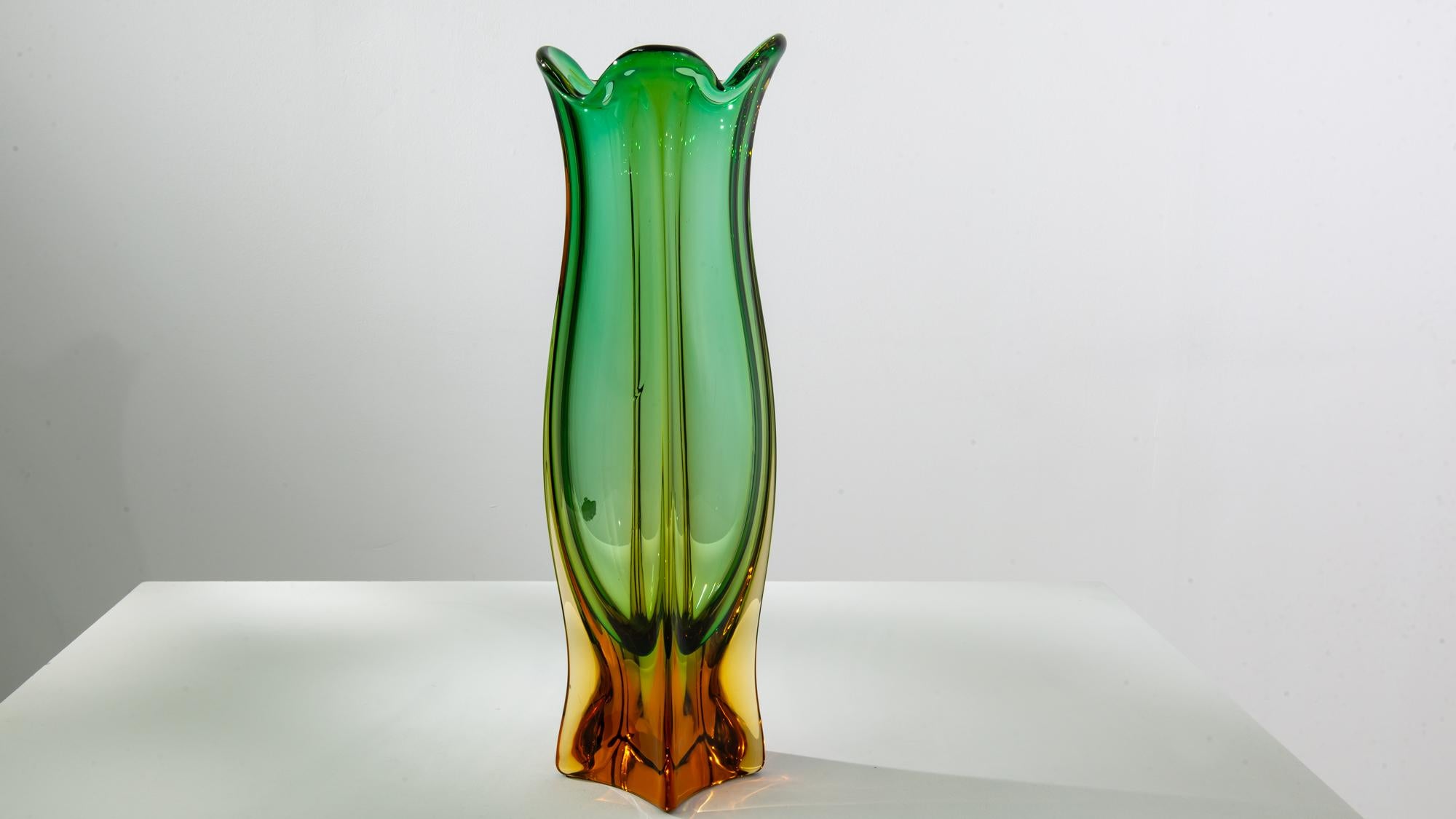 1960s Italian Murano Glass Vase  In Good Condition For Sale In High Point, NC