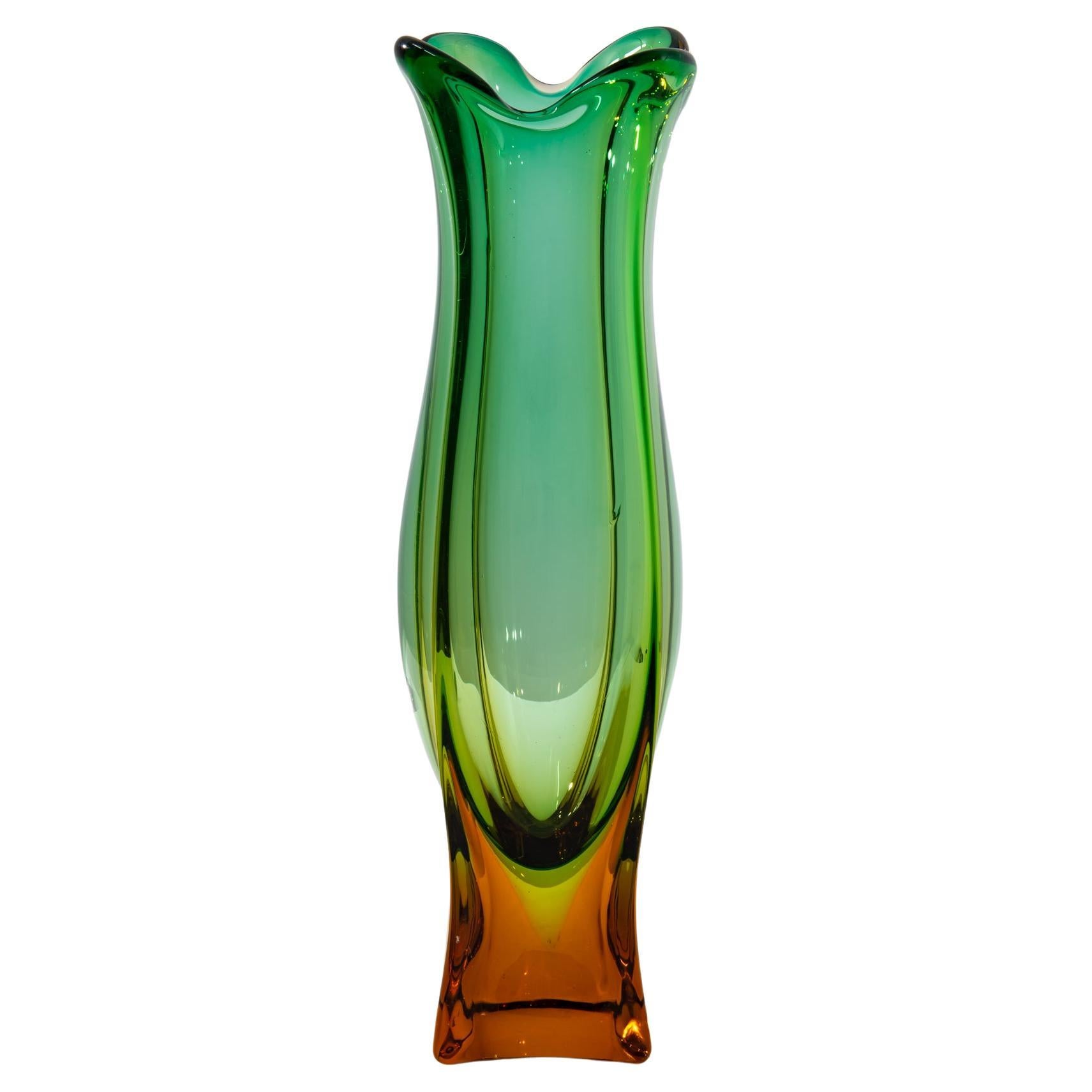 Vase italien en verre de Murano des années 1960 