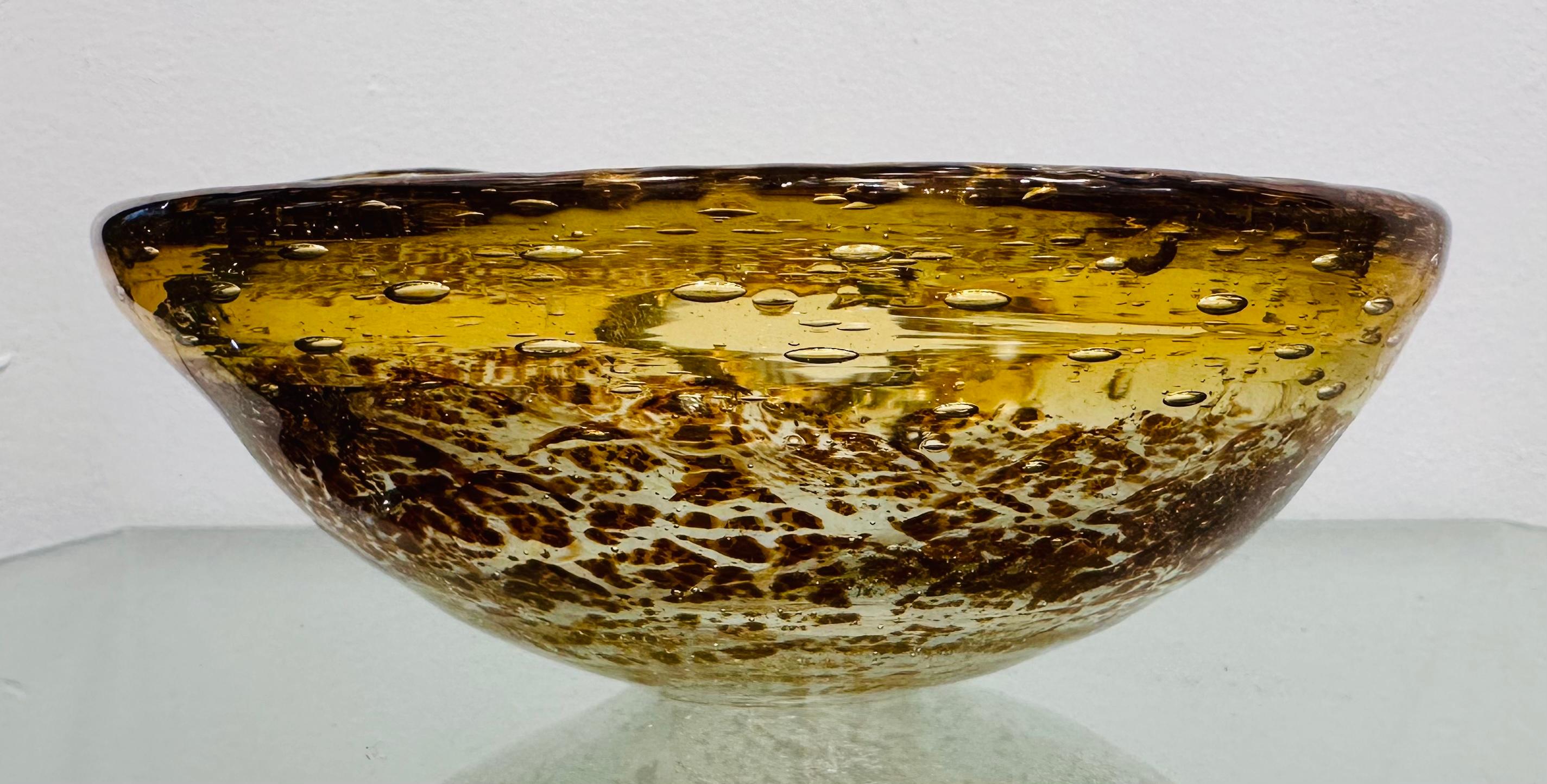1960s Italian Murano Golden Inclusion Clear Glass Bowl, Candy Dish or Ashtray For Sale 7