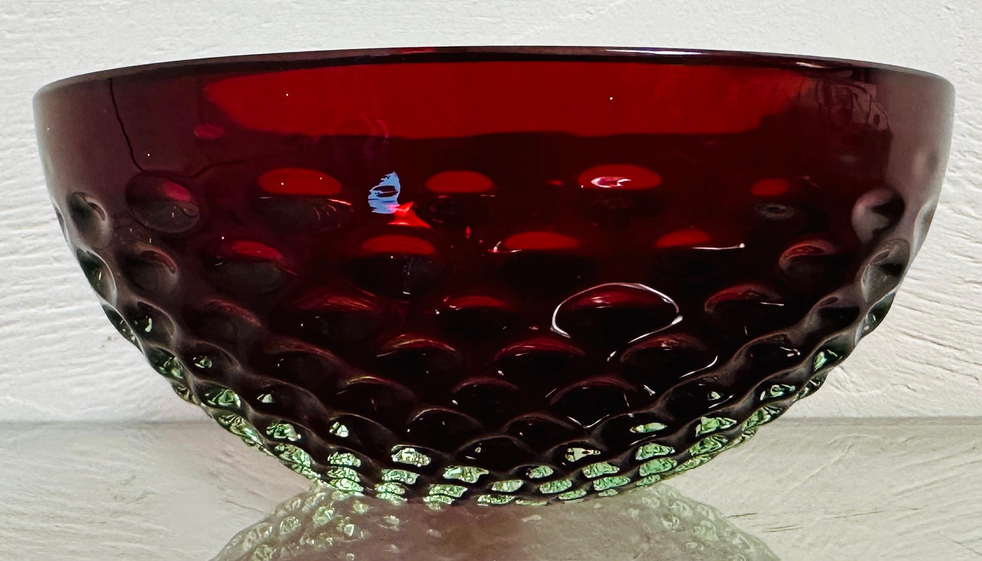 1960s Italian Murano Red, Iridescent Silvery Green & Clear Glass Indented Bowl 3