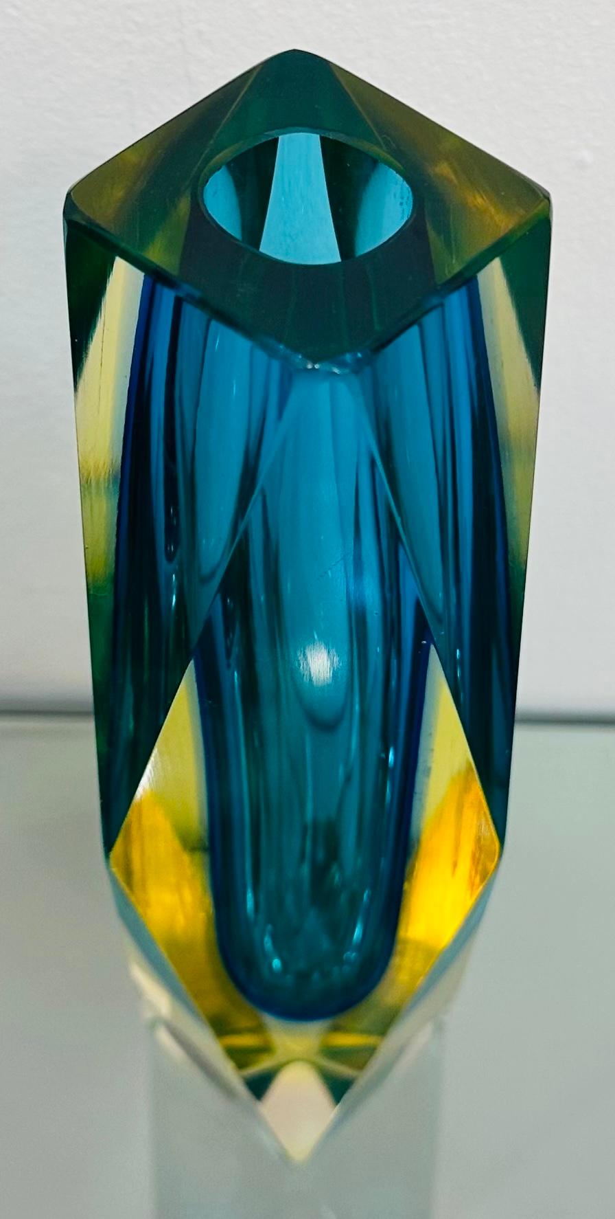 1960s Italian Murano Turquoise Geometric Faceted Sommerso Art Glass Block Vase For Sale 5