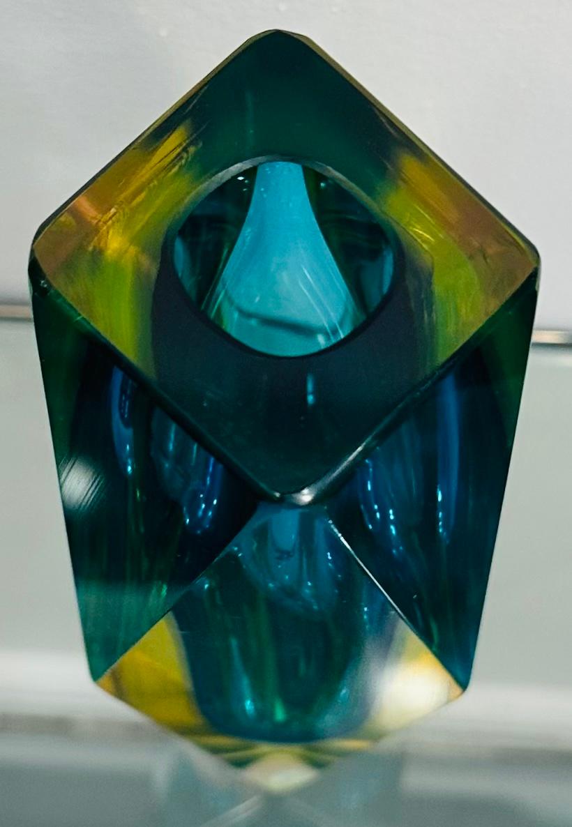 1960s Italian Murano Turquoise Geometric Faceted Sommerso Art Glass Block Vase For Sale 7