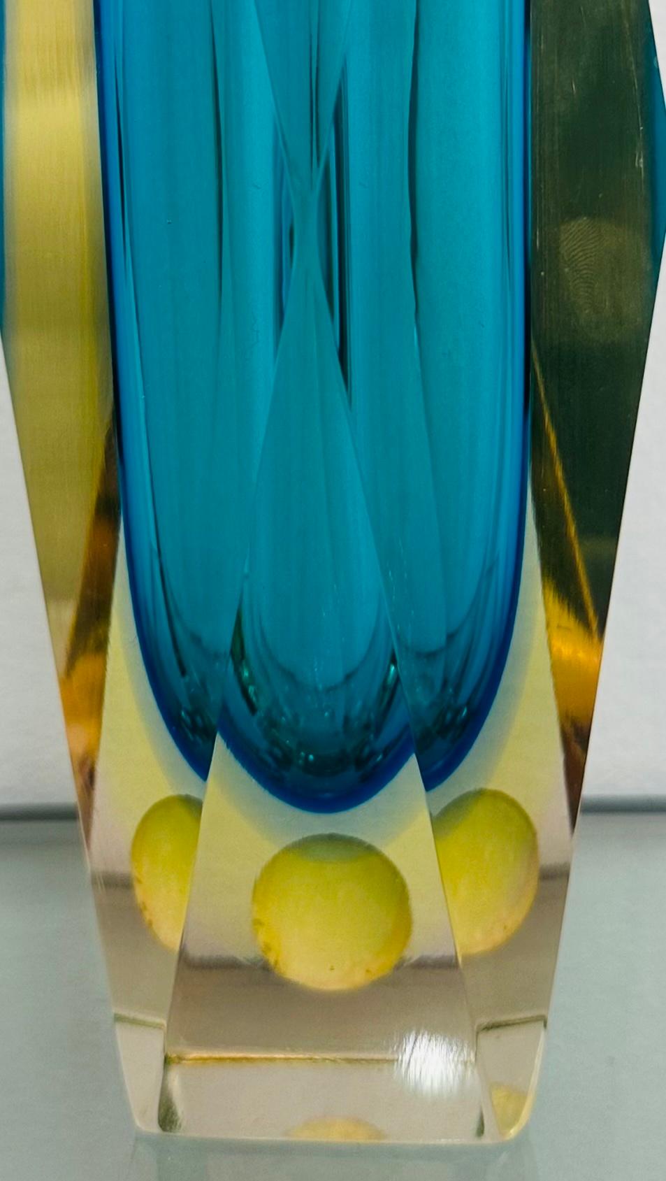 1960s Italian Murano Turquoise Geometric Faceted Sommerso Art Glass Block Vase For Sale 8