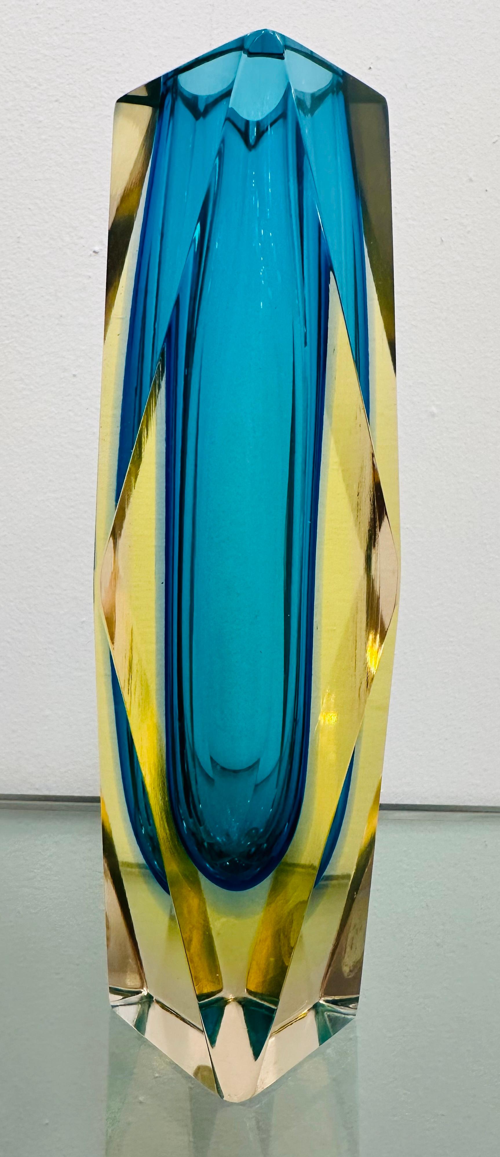 1960s Italian Murano Turquoise Geometric Faceted Sommerso Art Glass Block Vase For Sale 3