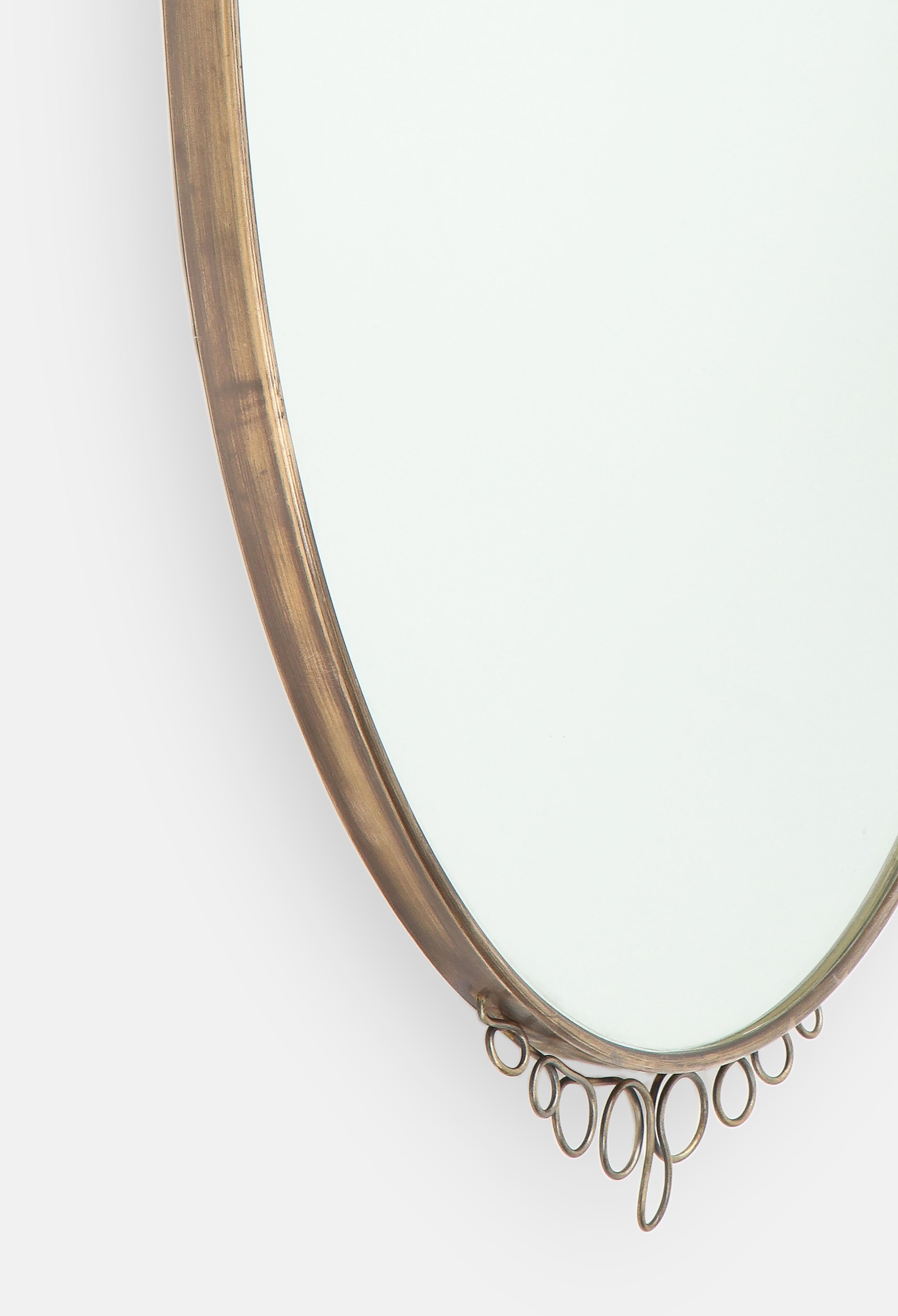 1960s Italian Oval Brass Wall Mirror 2