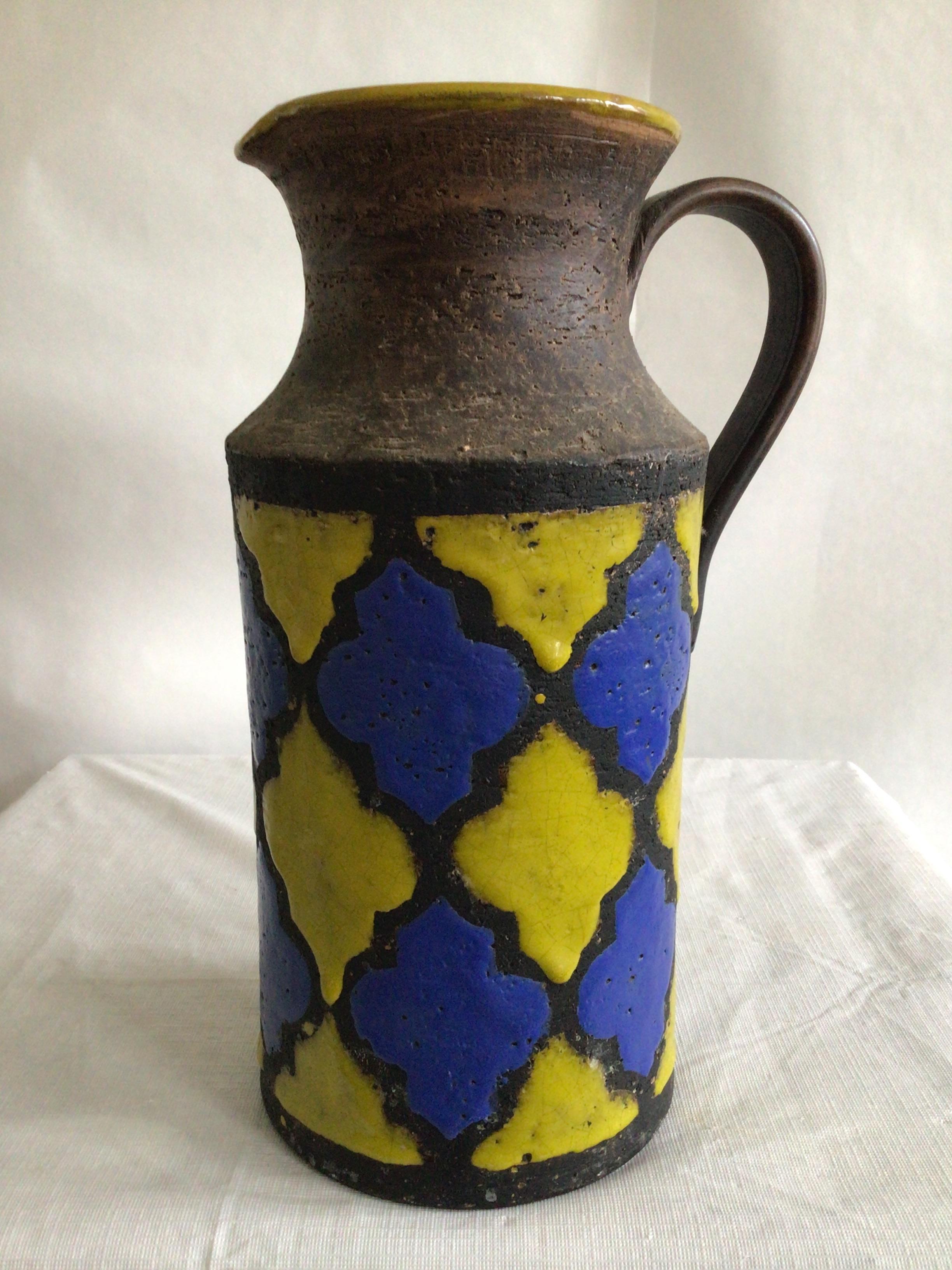 1960s Italian Painted Bicolor Pitcher/Jug In Good Condition For Sale In Tarrytown, NY