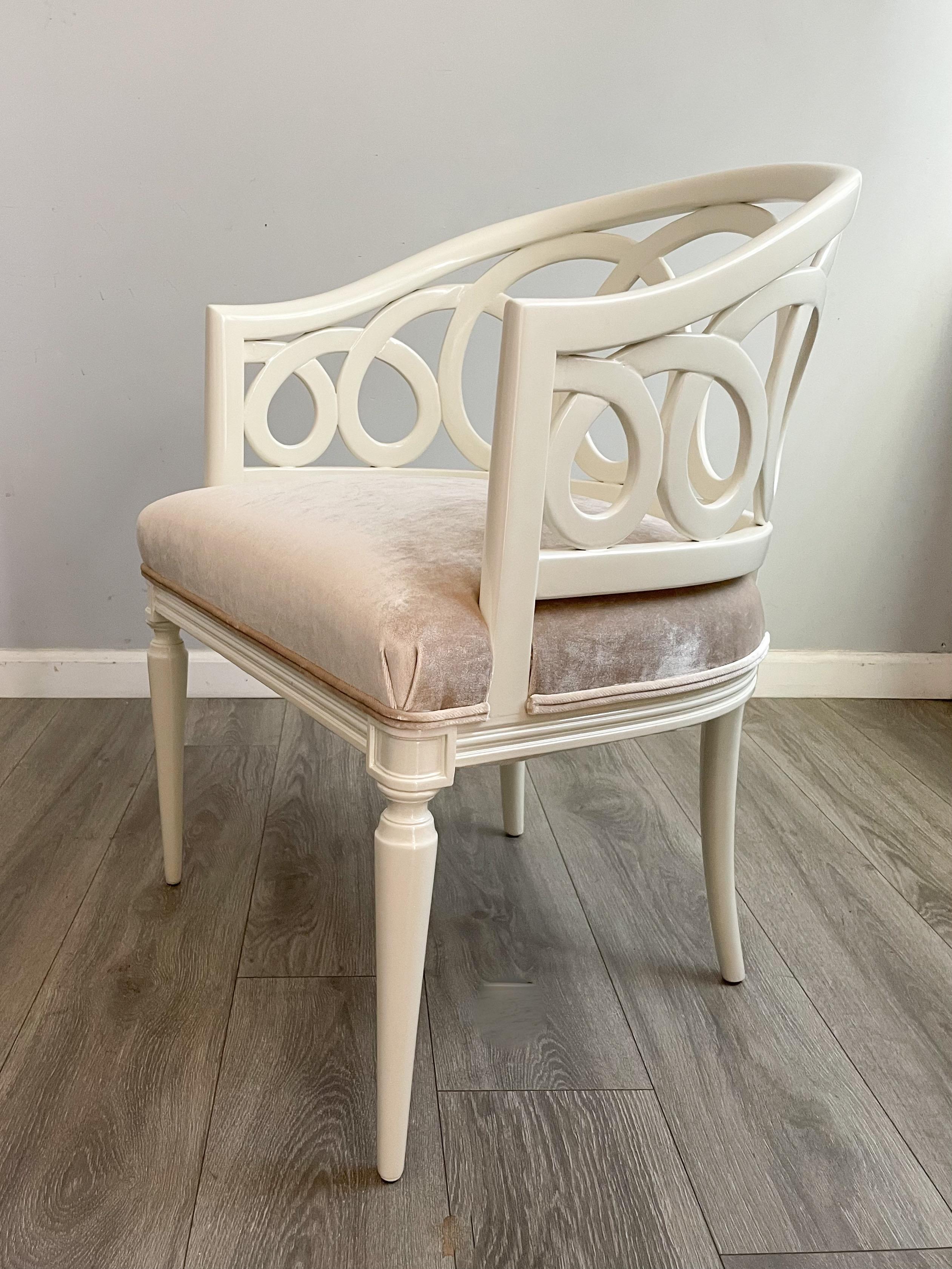 Paire de fauteuils laqués italiens des années 1960 Bon état - En vente à Los Angeles, CA
