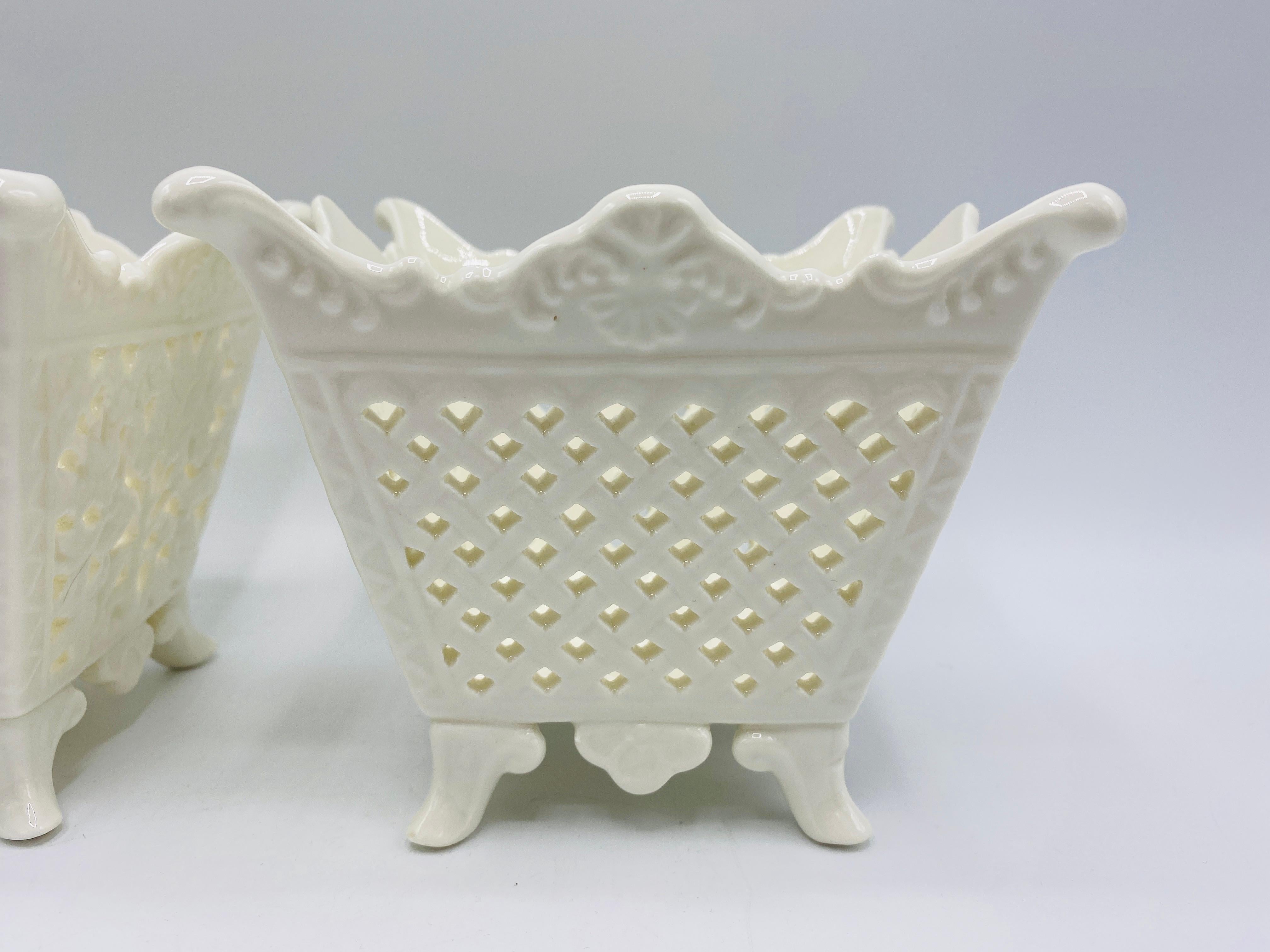 1960s Italian Pierced Porcelain Cachepots, Pair In Good Condition For Sale In Richmond, VA