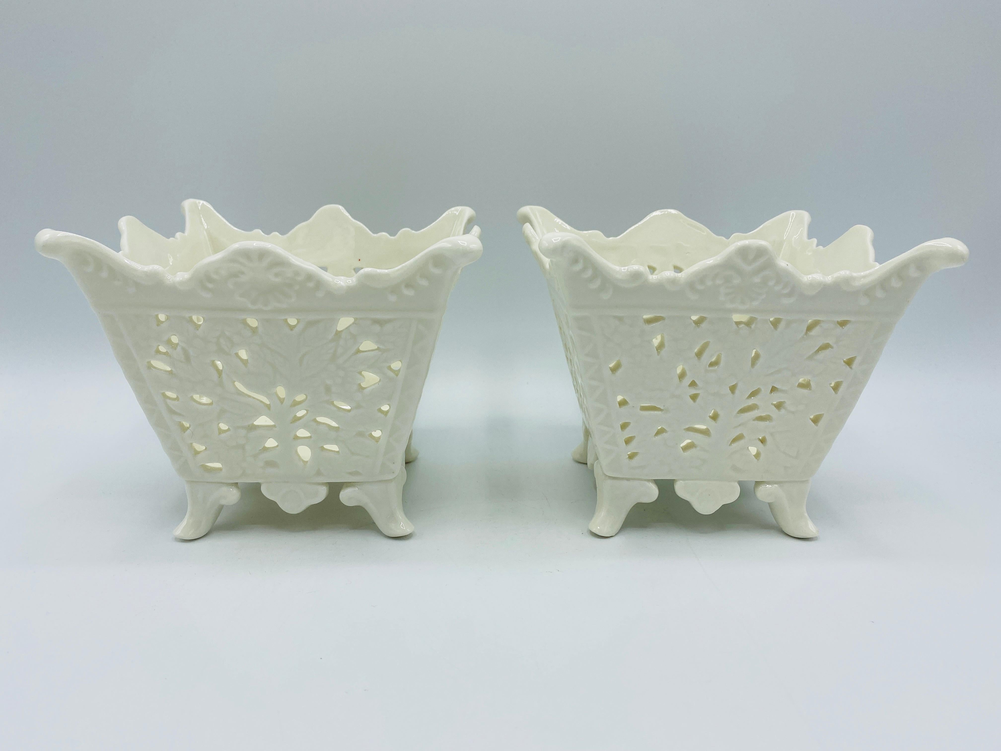 1960s Italian Pierced Porcelain Cachepots, Pair For Sale 2