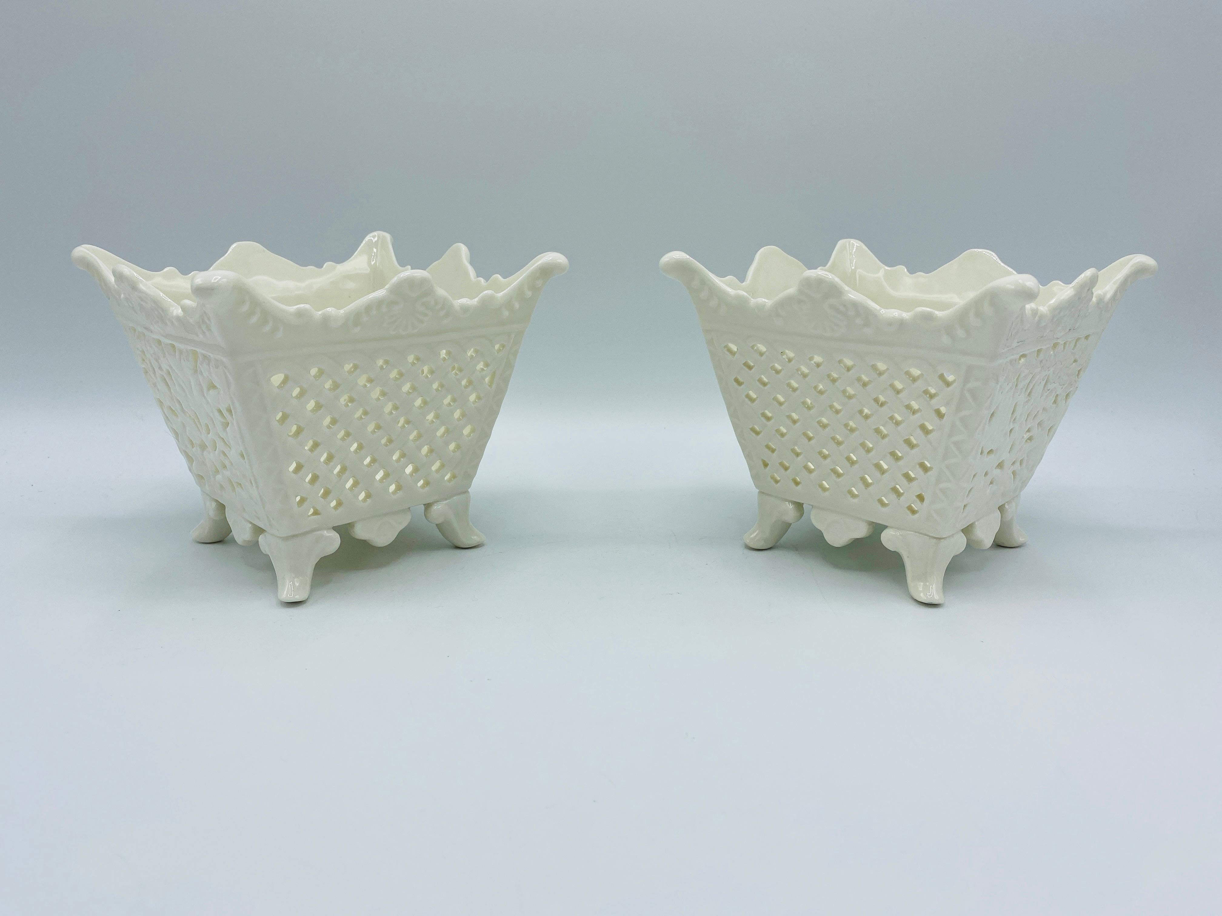 1960s Italian Pierced Porcelain Cachepots, Pair For Sale 3