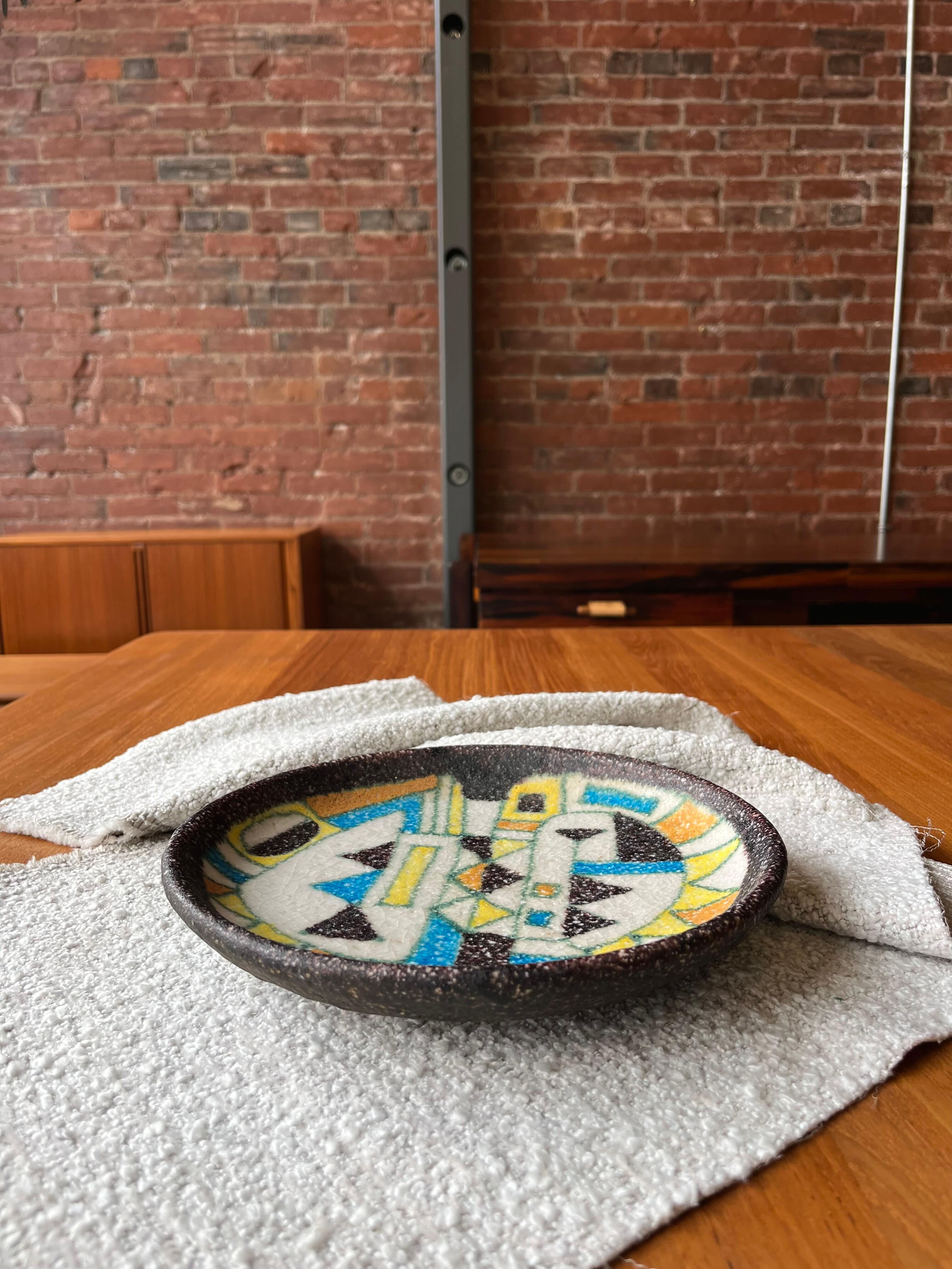 1960’s Italian Plate by Guido Gambone For Sale 4
