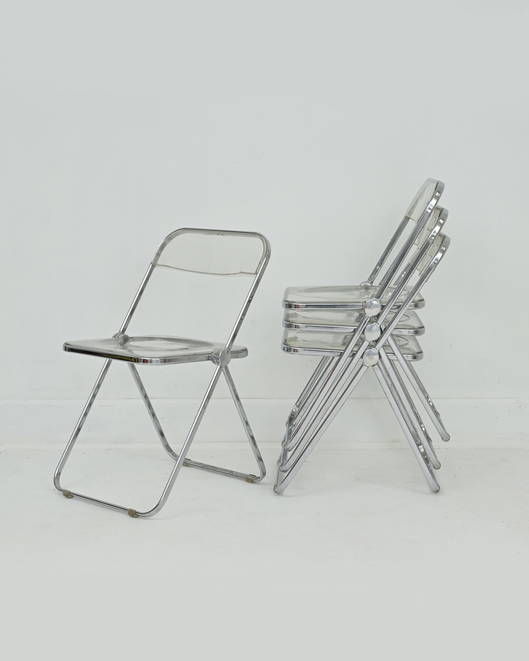 Mid-Century Modern 1960s Italian “Plia” Clear Lucite Folding Chair by Giancarlo Piretti for Anonima