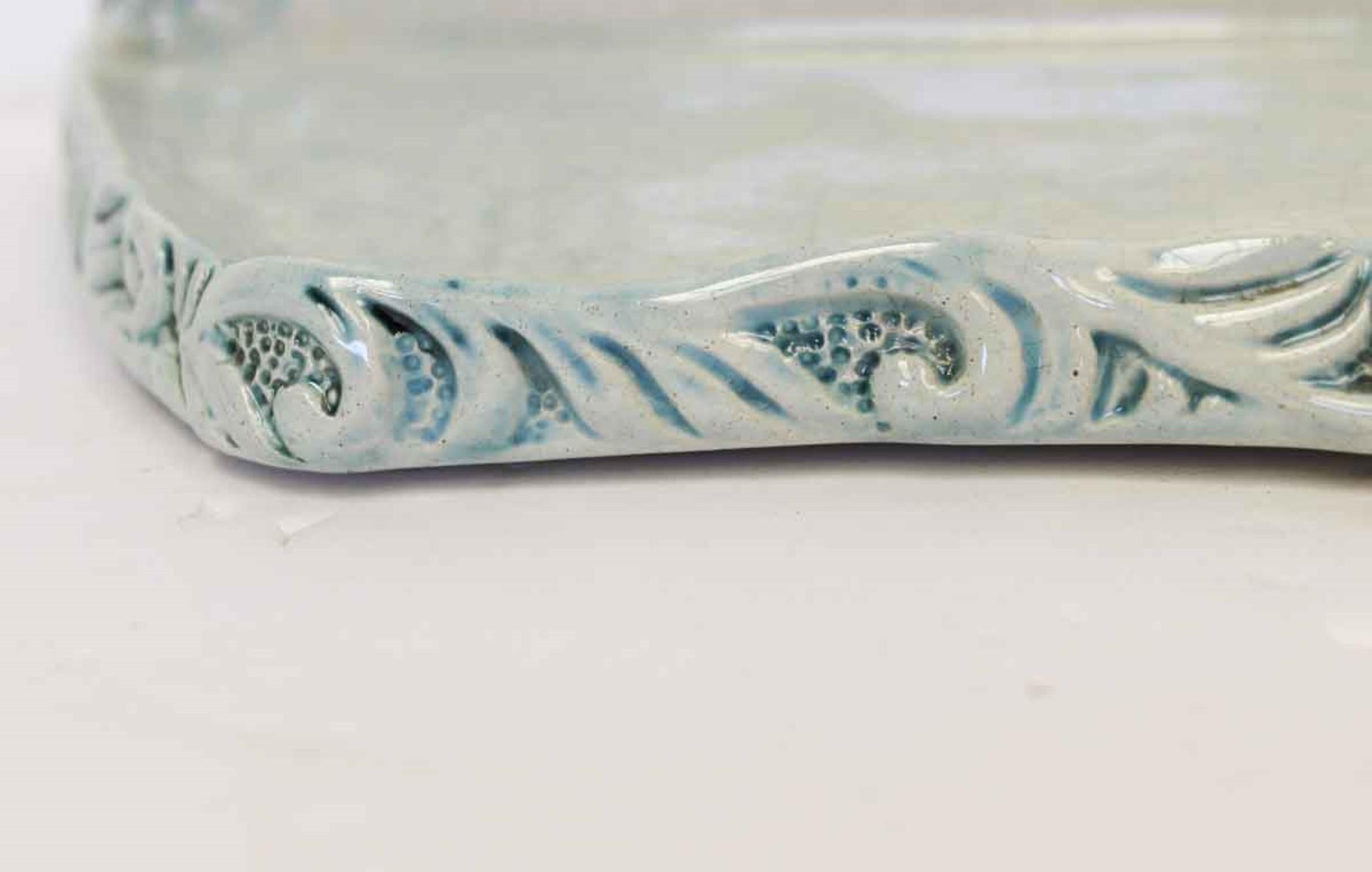 1960s Italian Porcelain Wall Shelf with Floral Details and Crackled Glaze 1