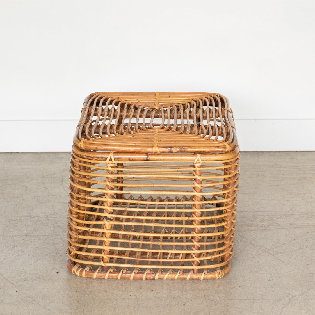 1960's Italian Rattan Basket with Hinged Lid In Good Condition In Los Angeles, CA