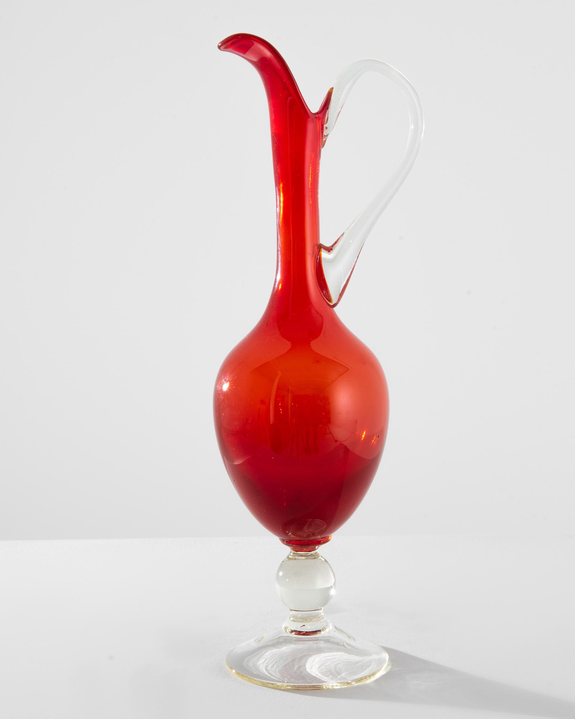 1960s Italian Red Glass Jug In Good Condition For Sale In High Point, NC