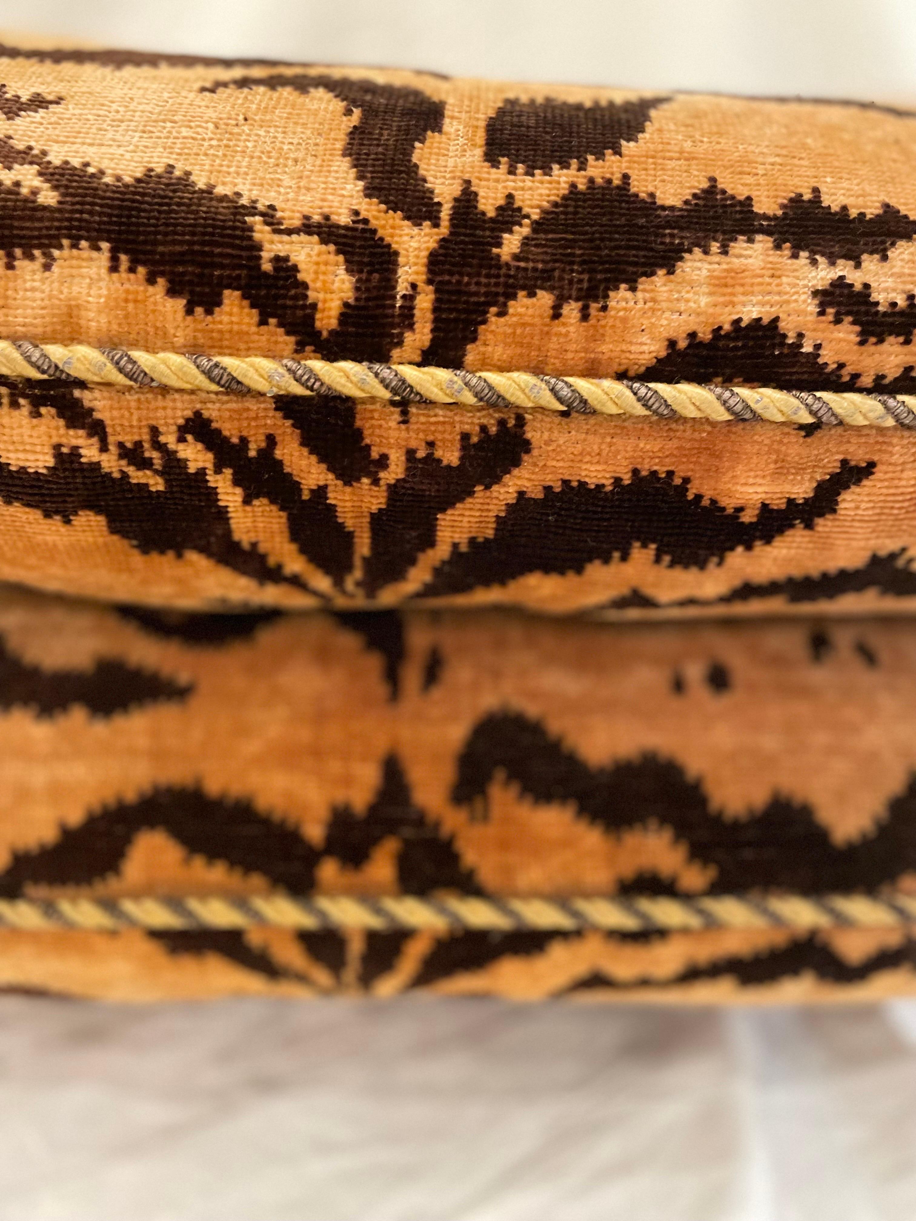 Mid-20th Century 1960's Italian Scalamandré Le Tigre Stacked Cushion Ottoman For Sale