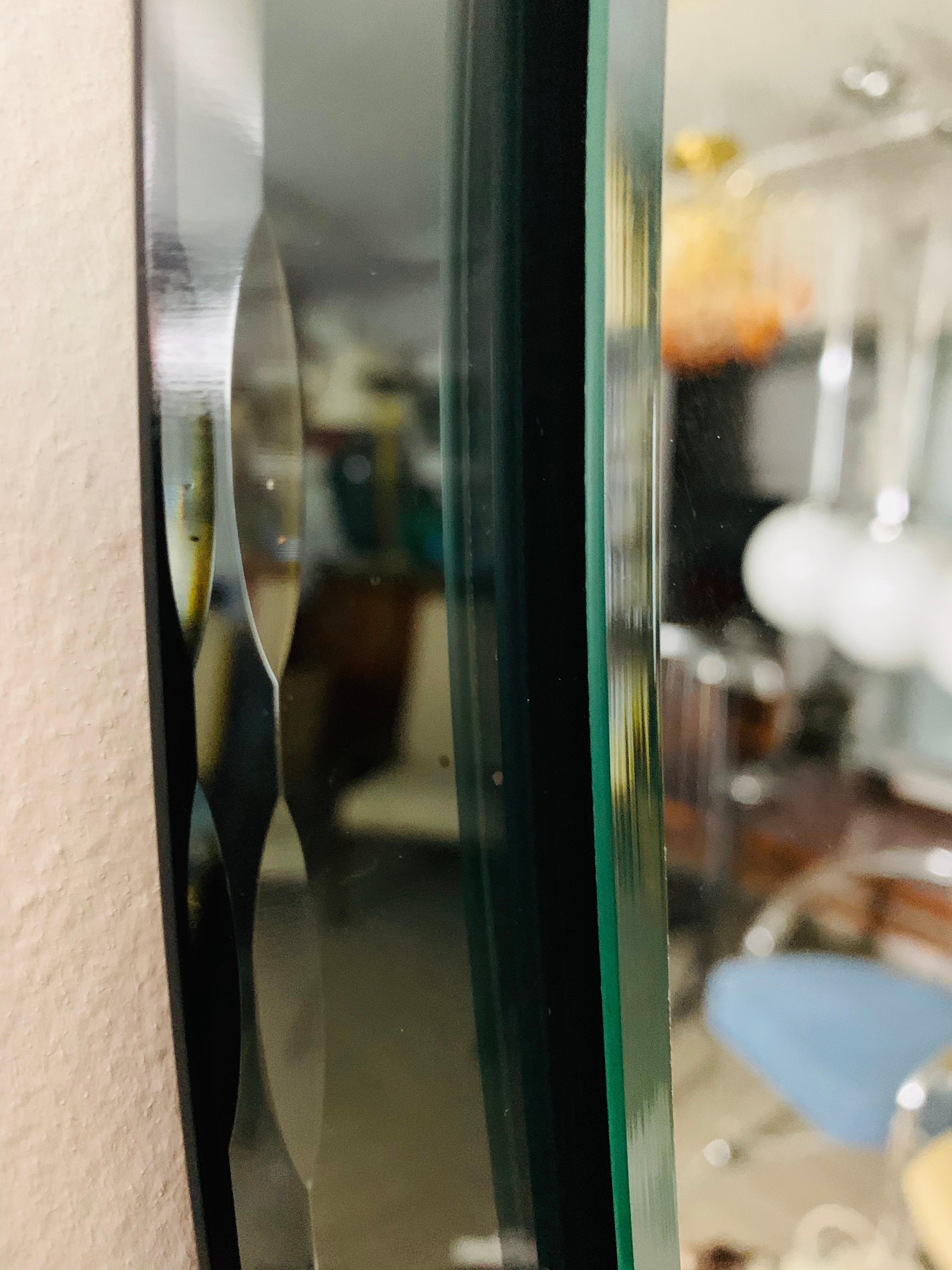 20th Century 1960s Italian Scalloped Bevelled Edge Clear and Green Mirror Fontana Arte Style