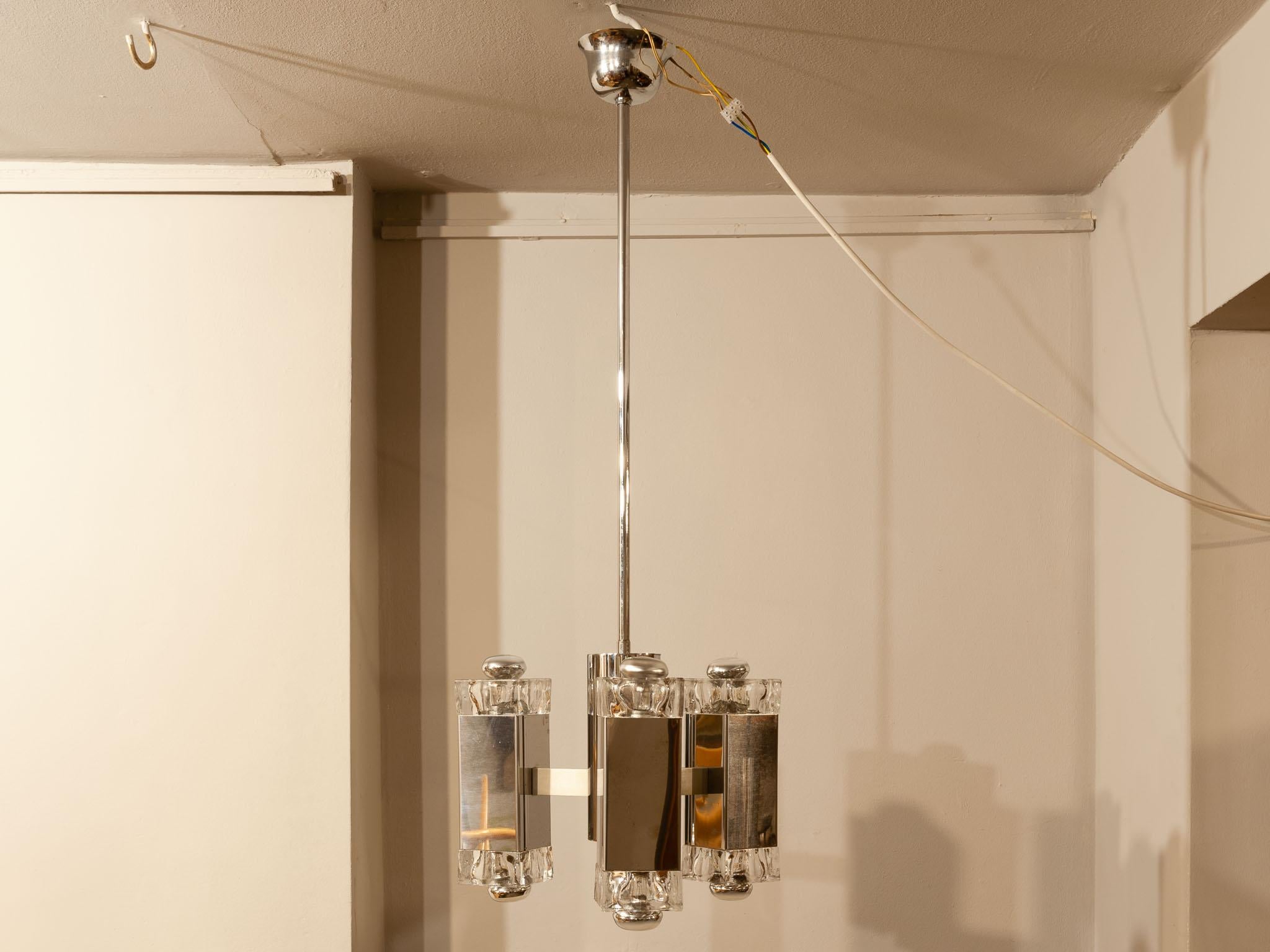 1960s Italian Sciolari Cubist Six-Bulb Pendant Hanging Light In Good Condition In London, GB