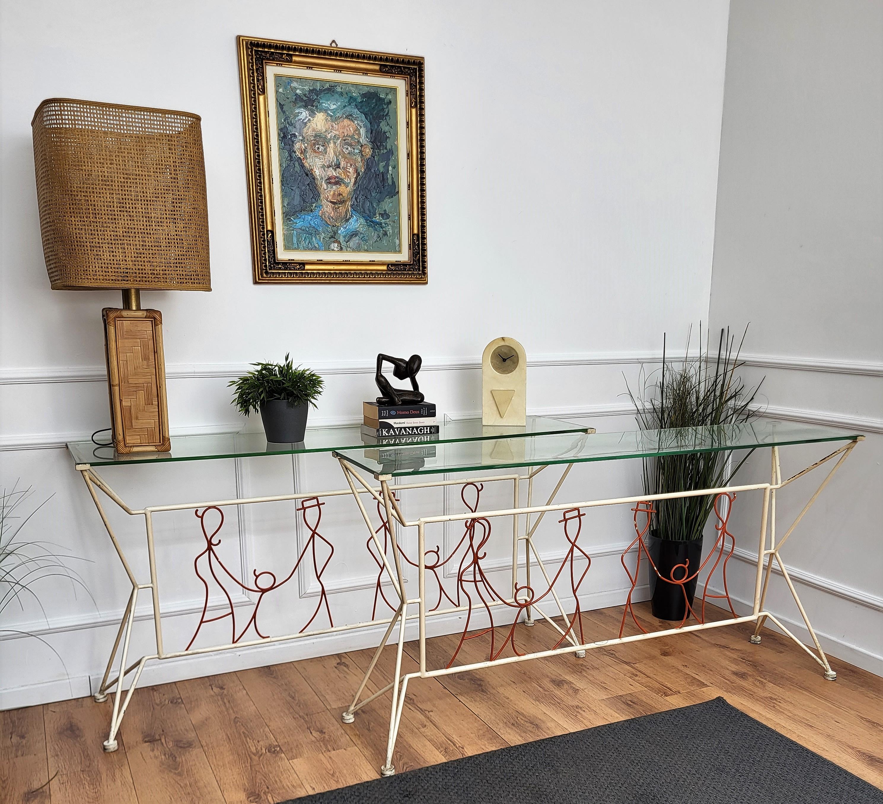Table console sculpturale italienne unique en verre et fer des années 1960 en vente 3