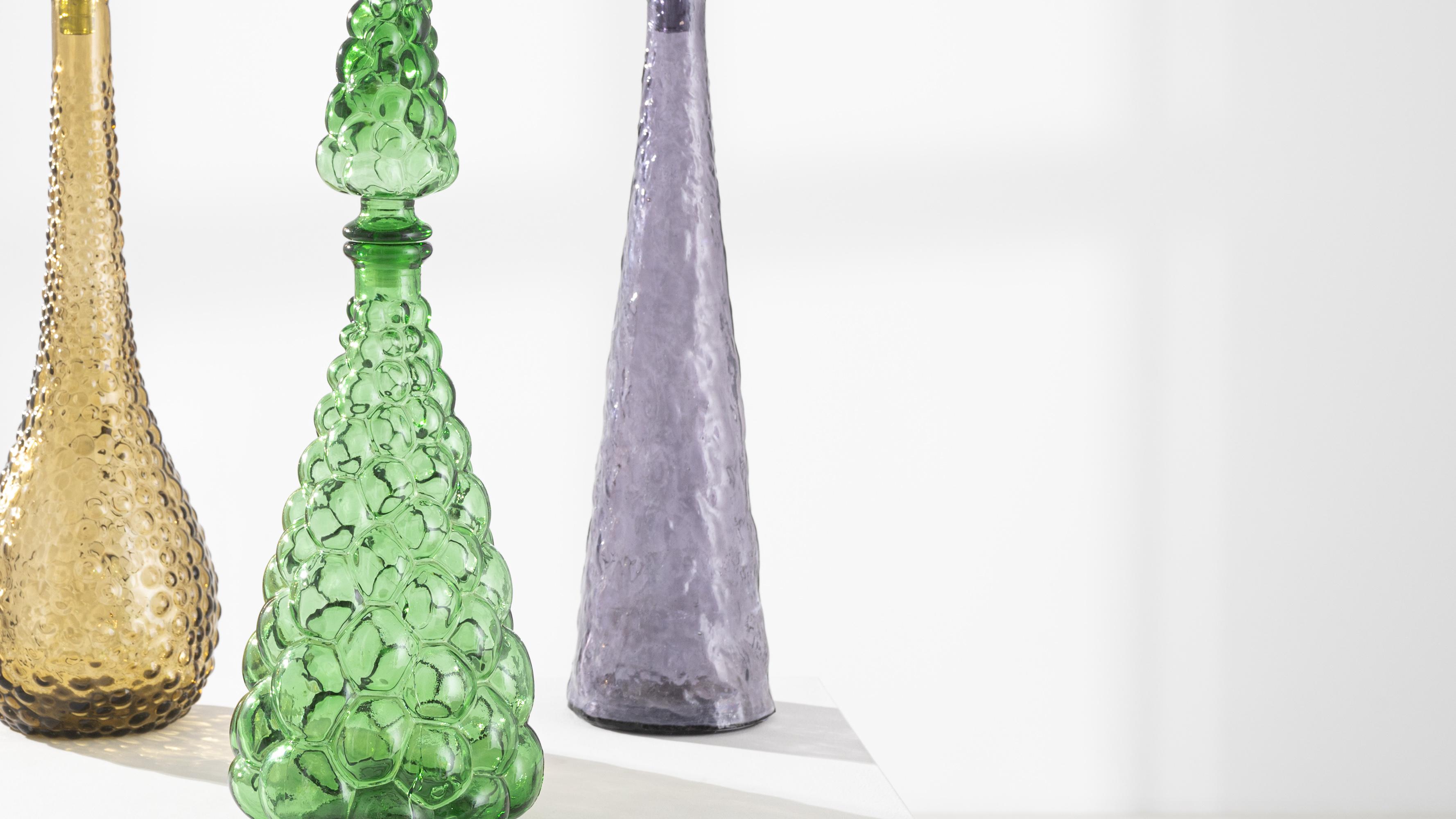 1960s Italian Set of 3 Glass Bottles For Sale 4