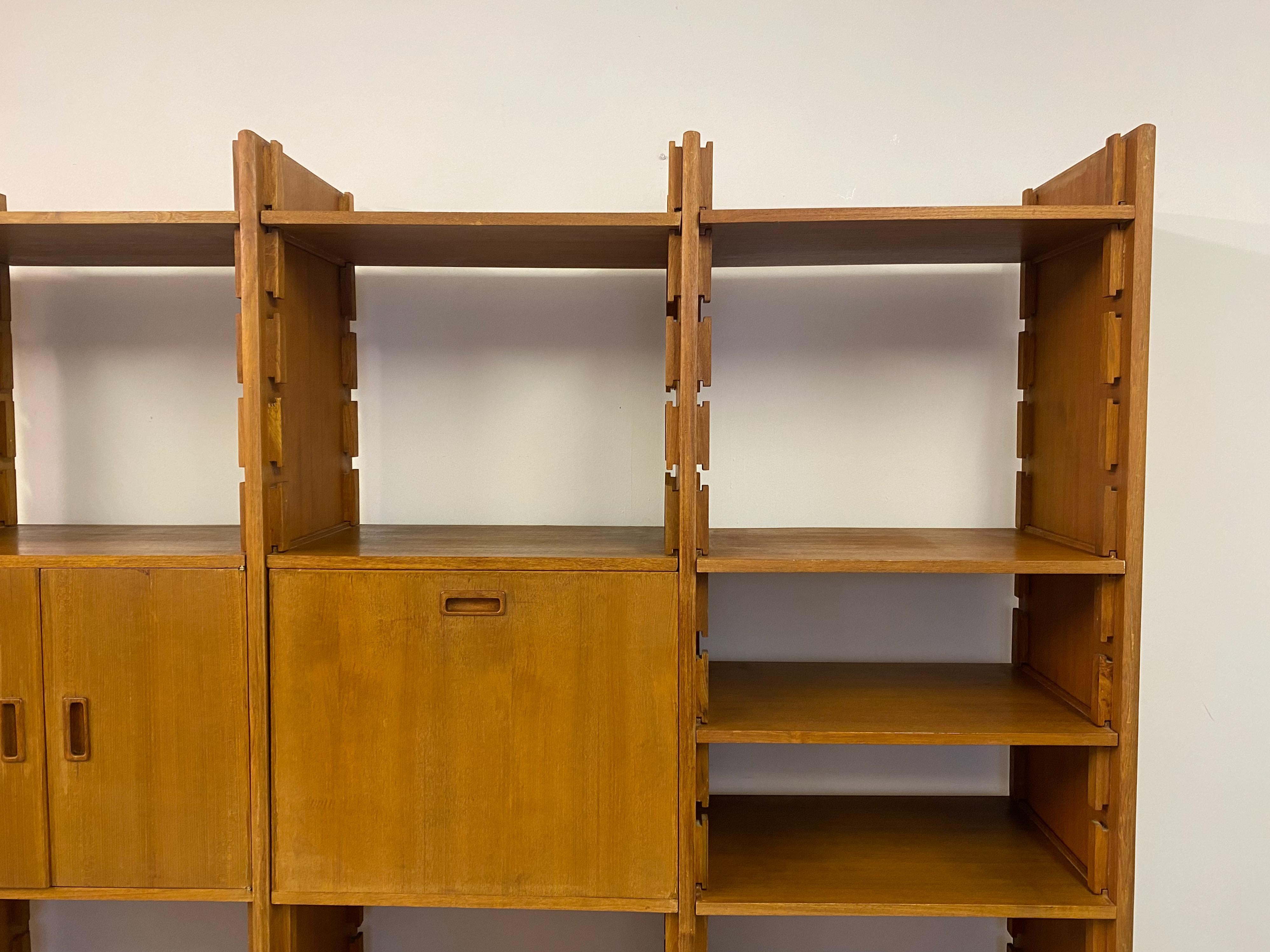 Teak 1960s, Italian Shelving Unit Bookcase