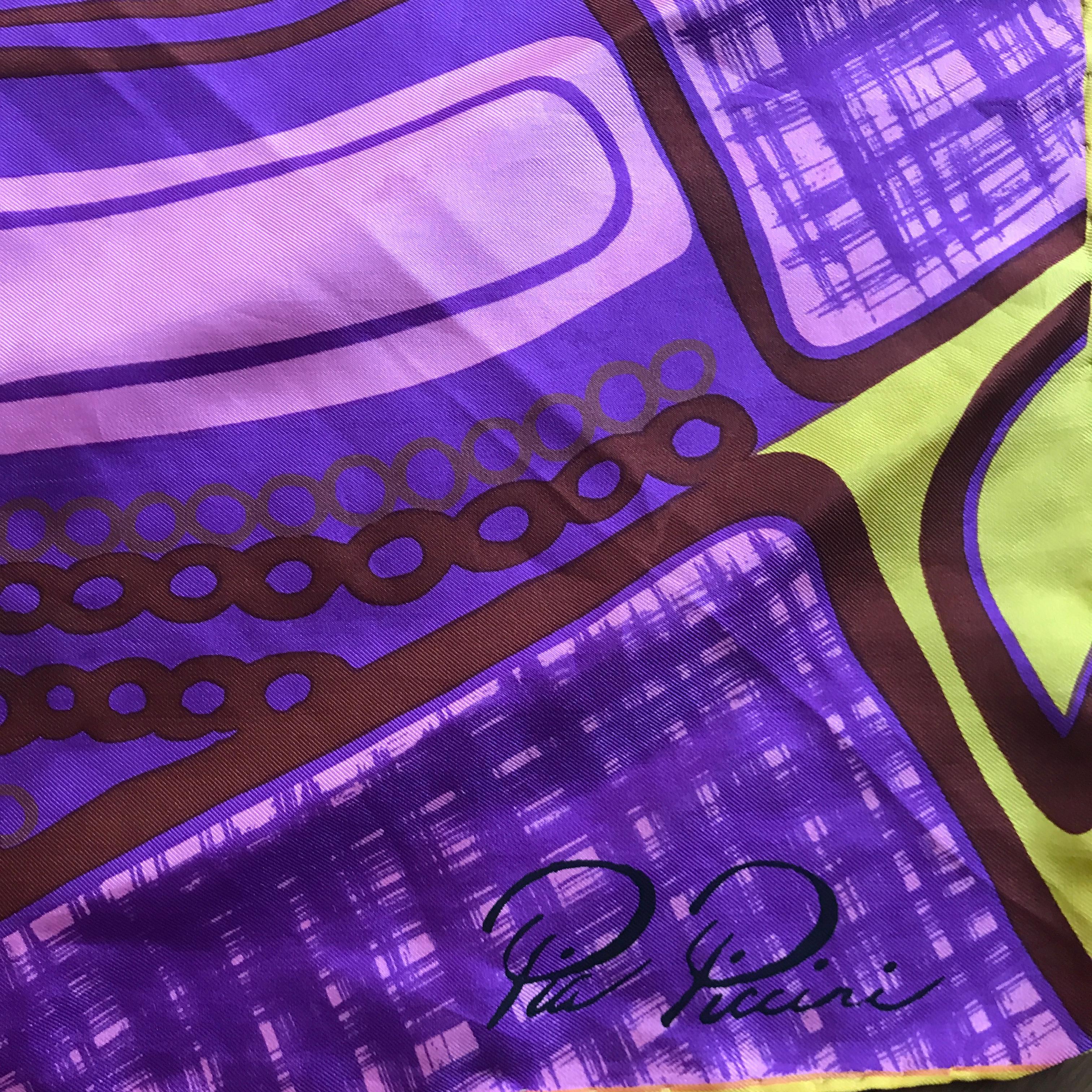 1960's Italian Silk Scarf By Pia Piccini In Mod Purple Yellow and Pink Print In Good Condition For Sale In Antwerp, BE