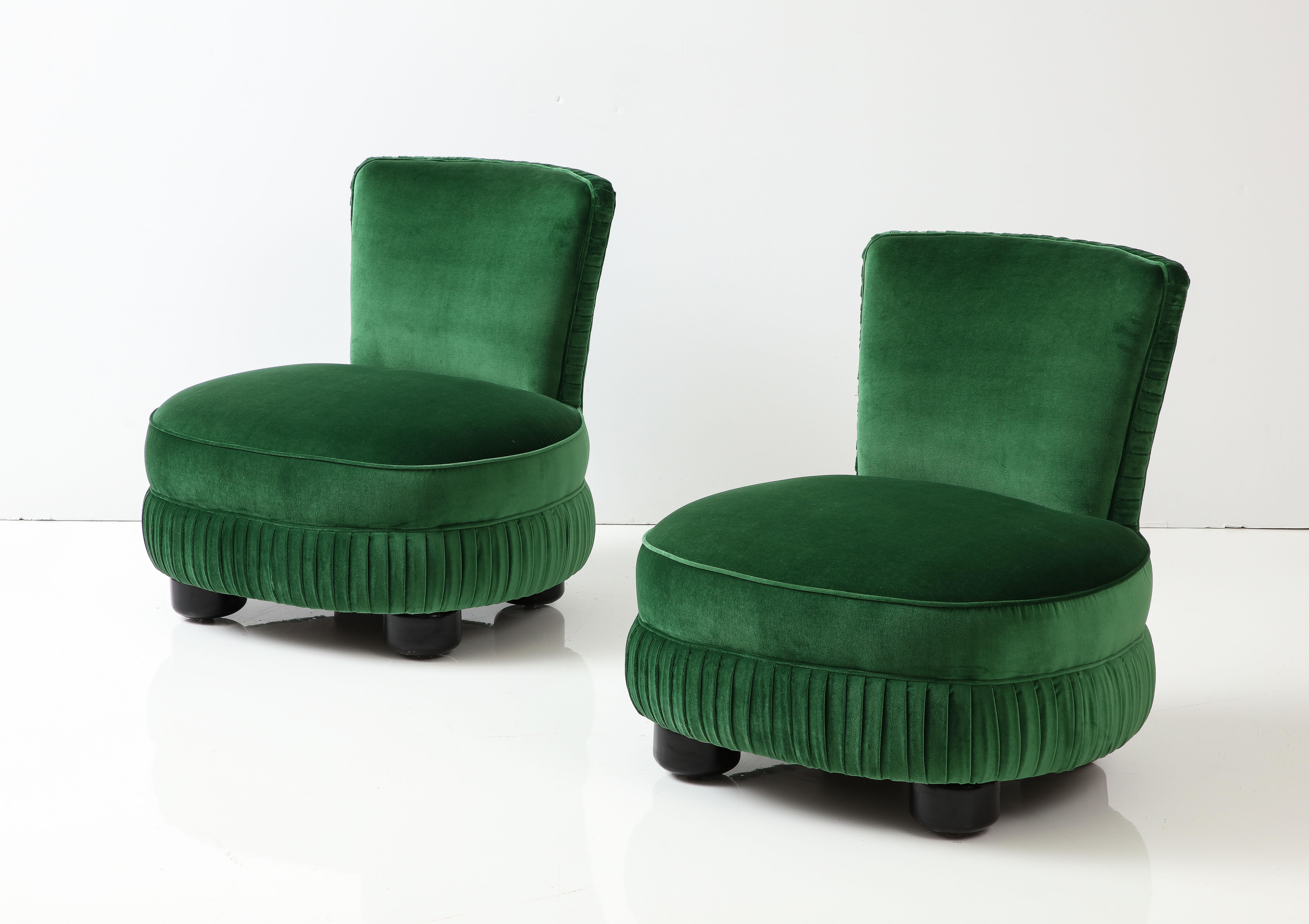 1960s Italian Slipper Chairs in Green Velvet For Sale 4