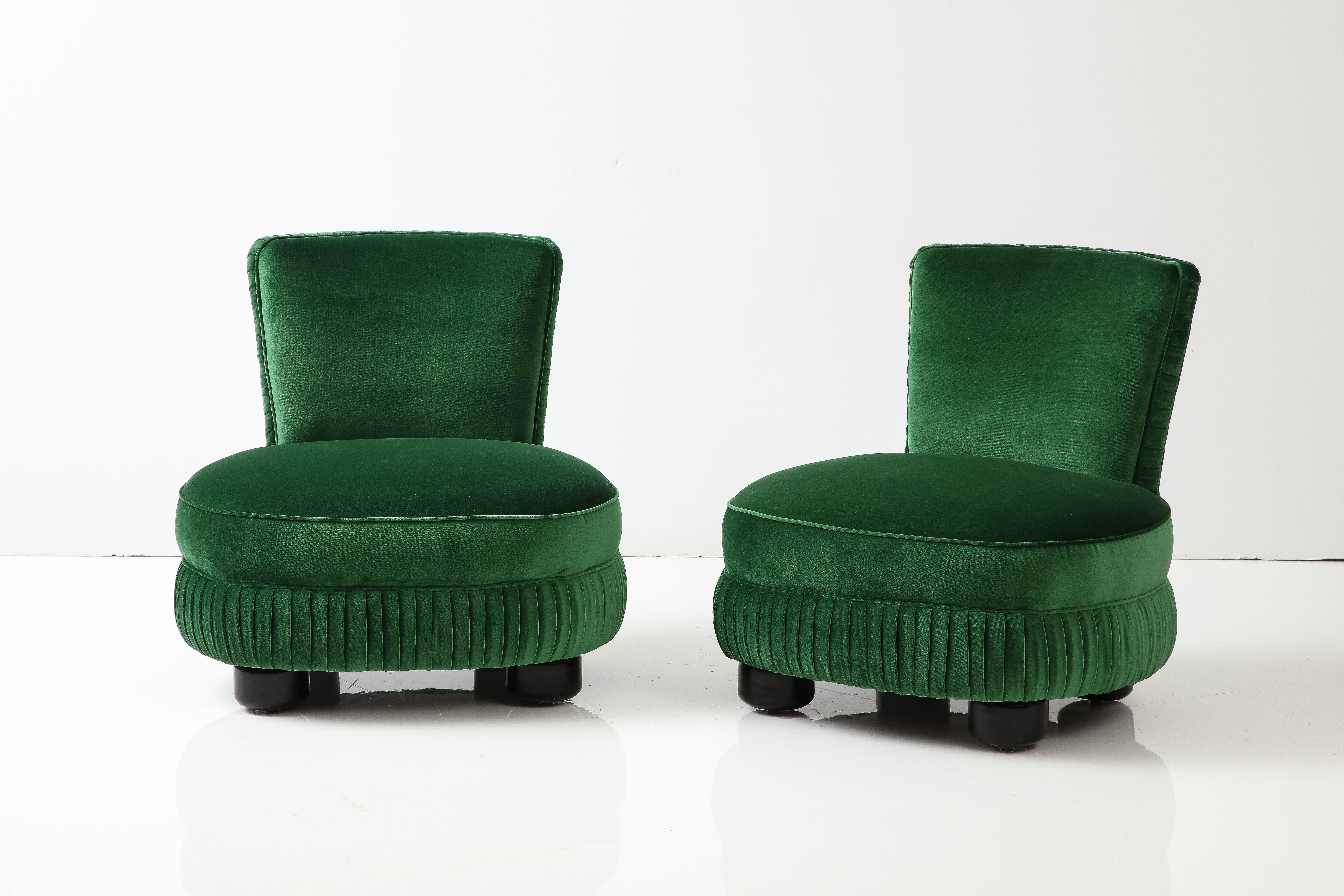 Lacquer 1960s Italian Slipper Chairs in Green Velvet For Sale