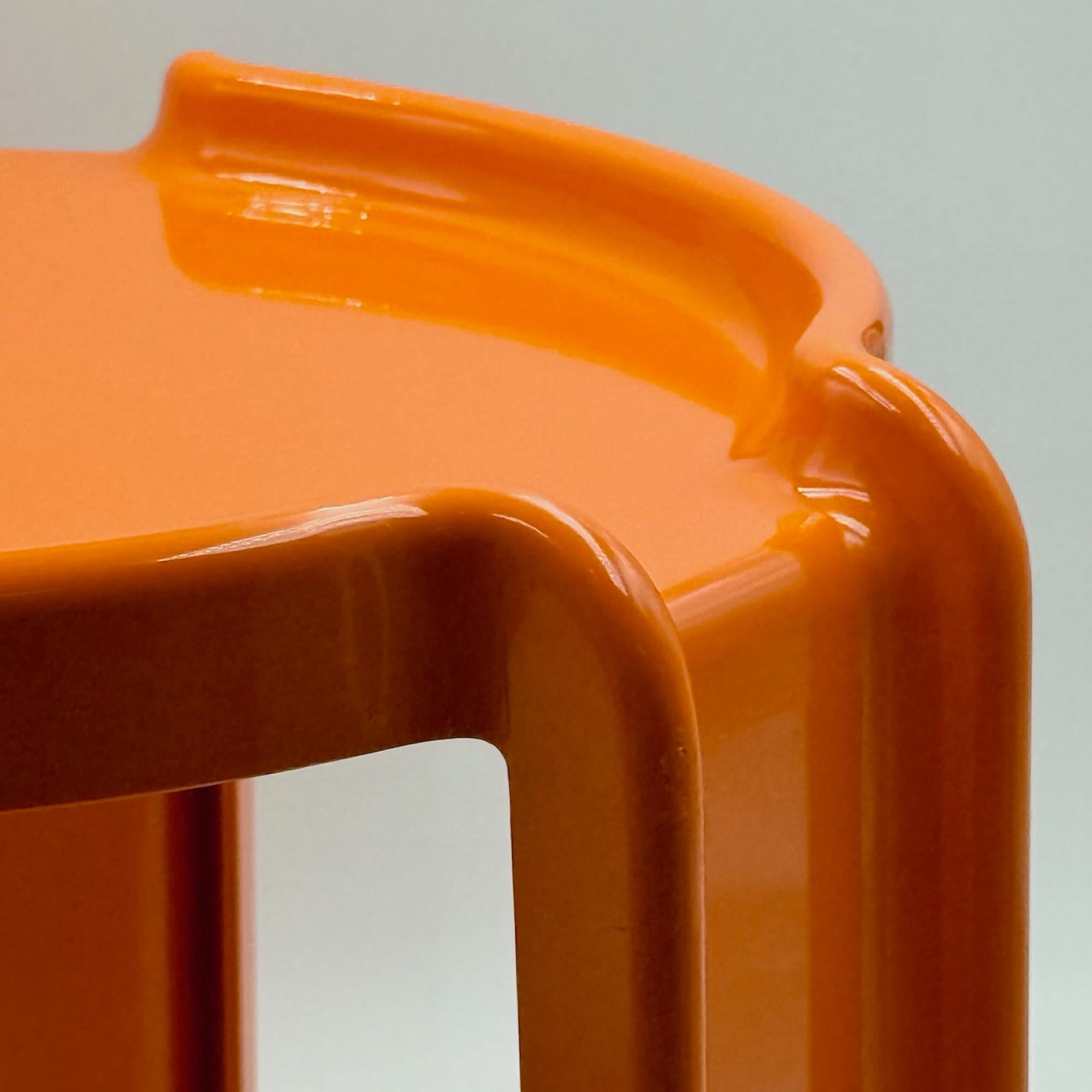 1960s Italian Space Age Giotto Stoppino Tables 4905/6/7 for Kartell, Orange Set In Good Condition For Sale In San Benedetto Del Tronto, IT