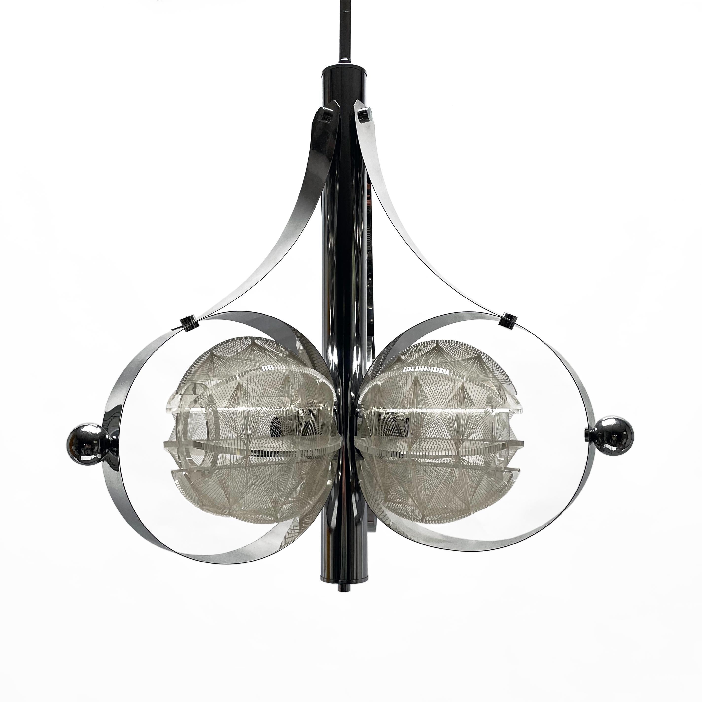 1960s Italian Space Age Mazzega Sompex Secon Nylon Thread Pendant Light, Italy In Good Condition For Sale In Regensburg, DE