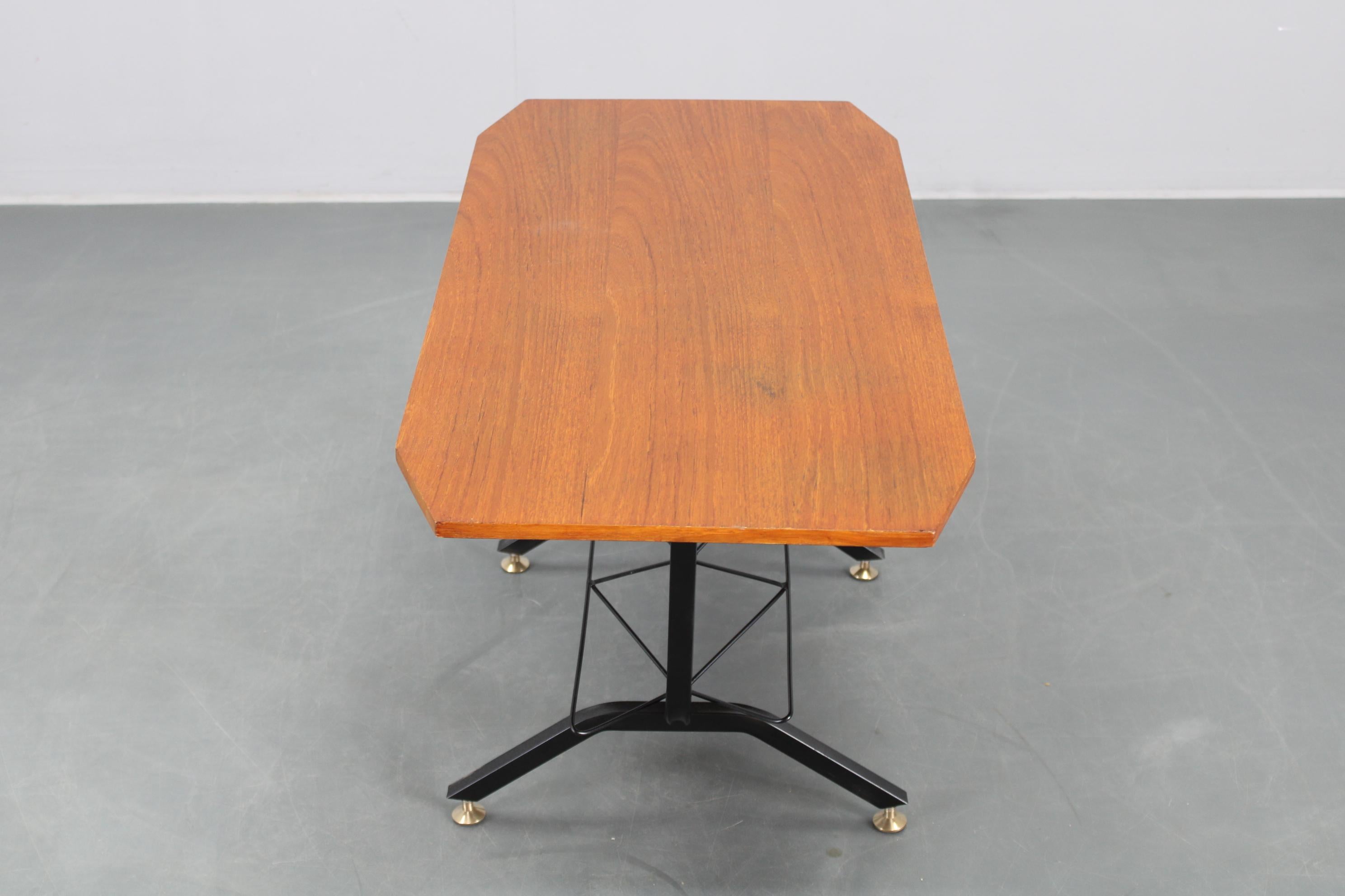 1960s Italian Teak Coffee or Side Table For Sale 1