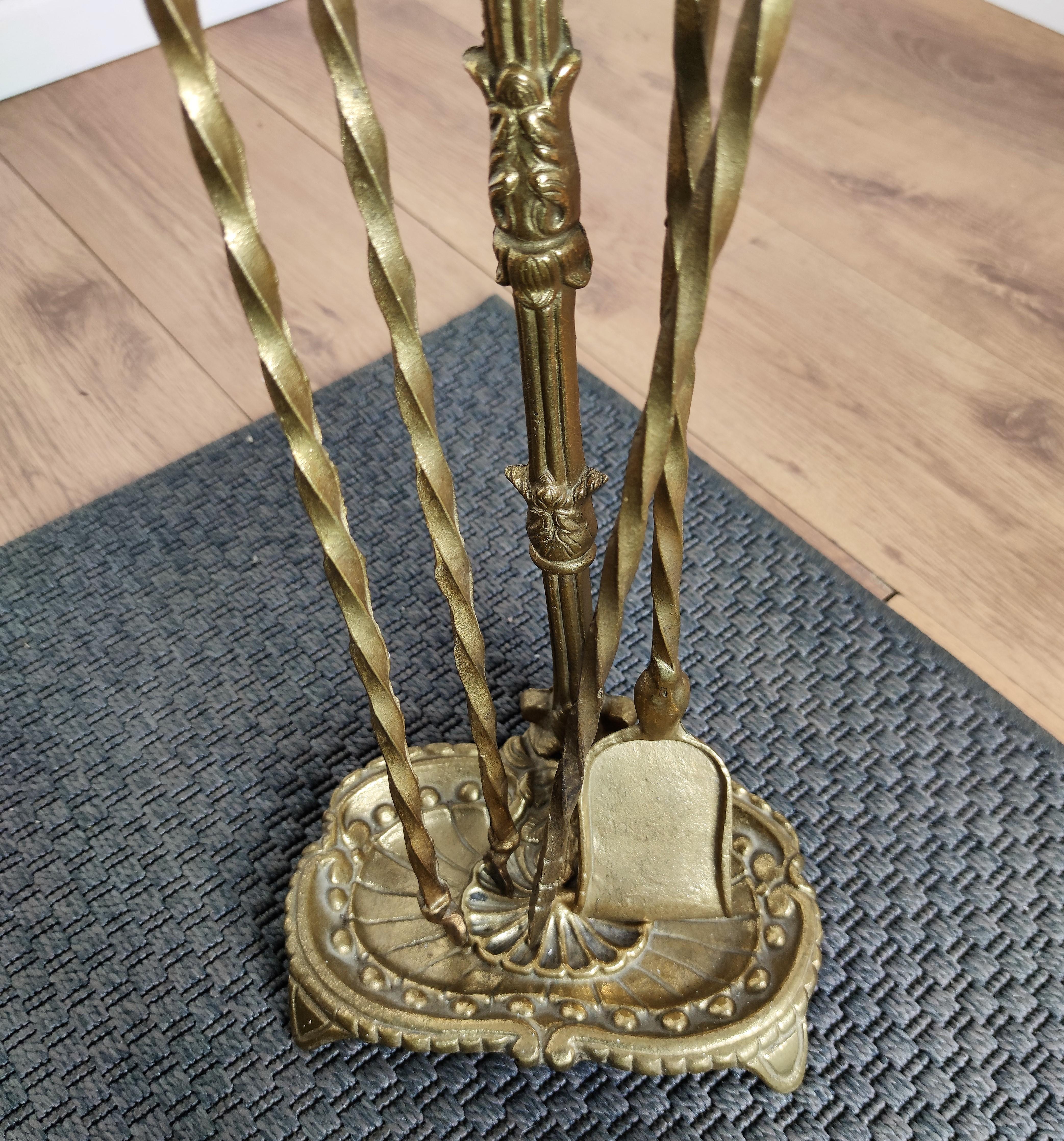 20th Century 1960s Italian Three-Piece Brass Acorn Ornated Vintage Fire Tool Set with Stand