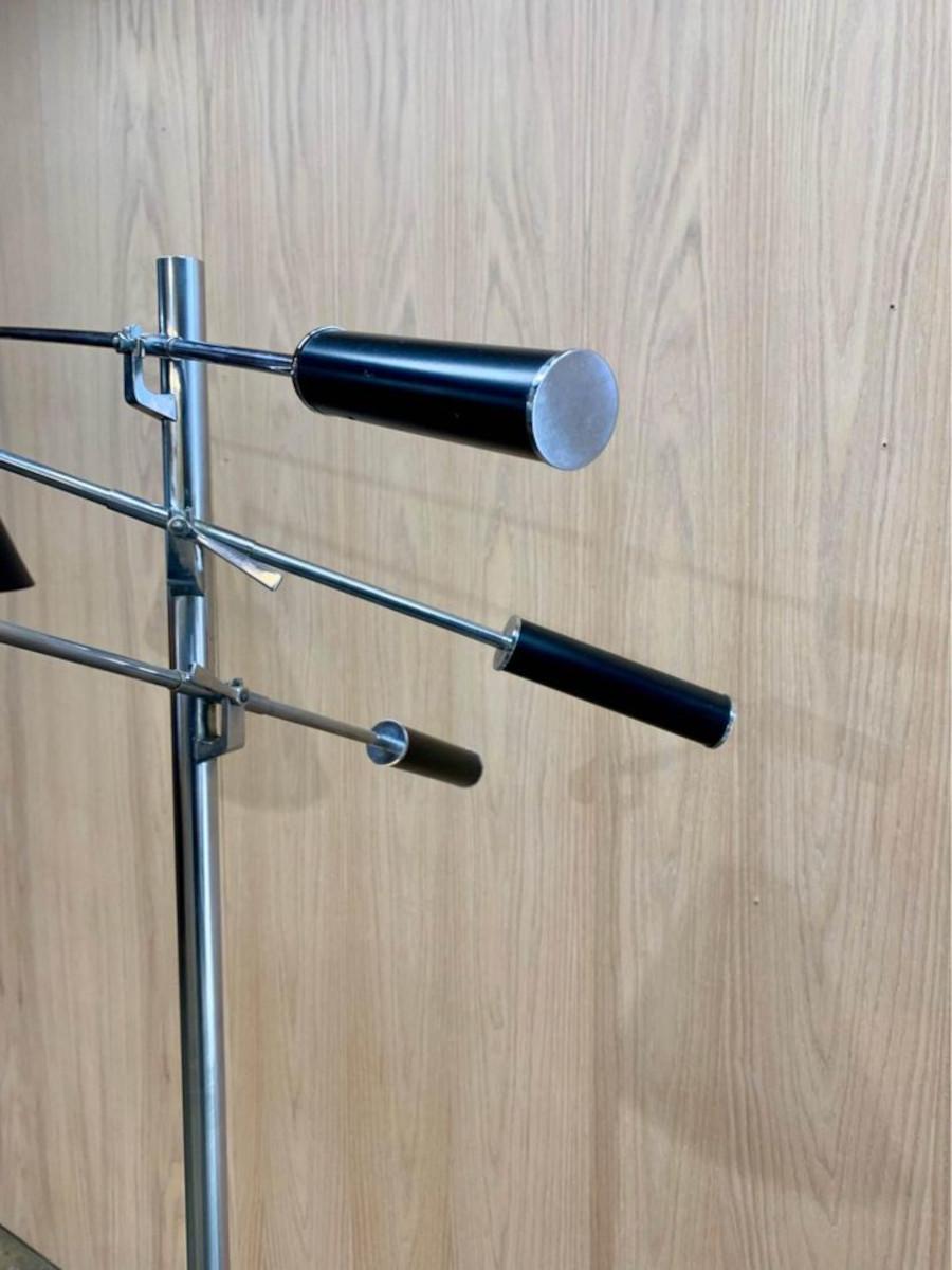 1960s Italian Triennale Floor Lamp by Angelo Lelii for Arredoluce In Excellent Condition For Sale In Victoria, BC