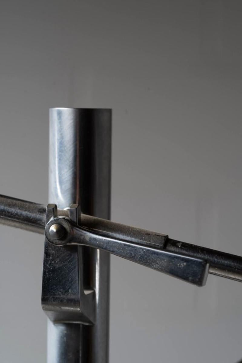 Milieu du XXe siècle Lampadaire de la Triennale italienne des années 1960 par Arredoluce Monza en vente