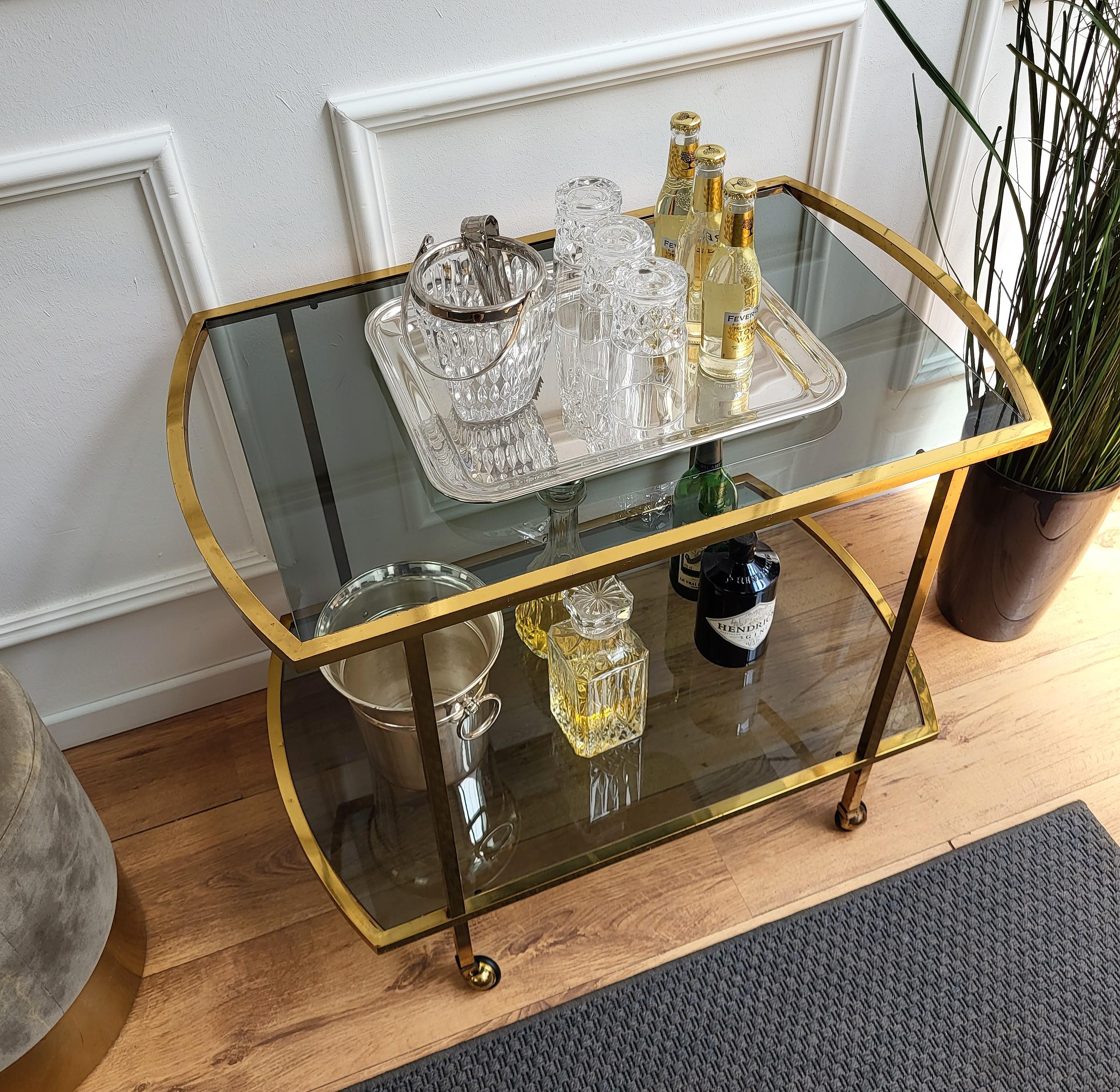 20th Century 1960s Italian Two-Tier Brass and Glass Bar Cart with Dark Glass Top For Sale