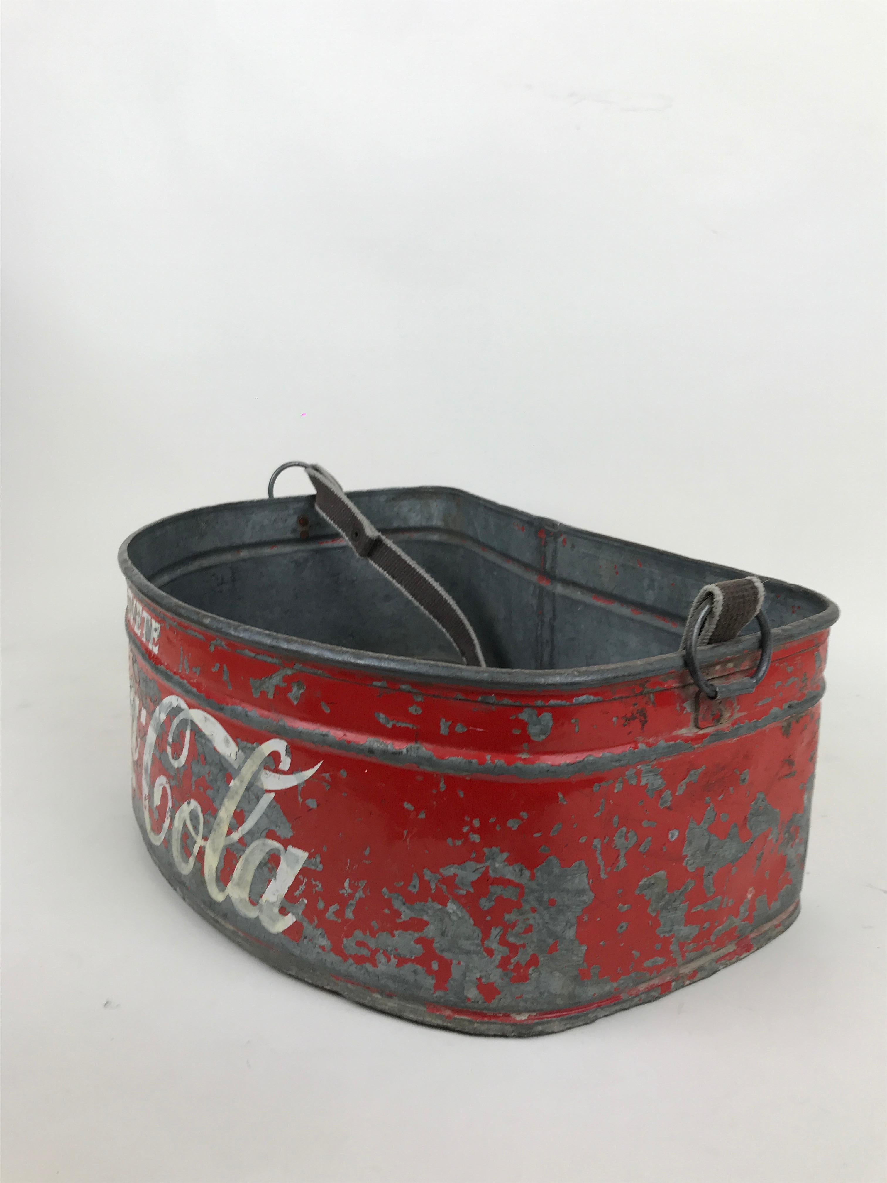 Textile 1960s Italian Vintage Advertising Metal Drink Coca-Cola Stadium Cooler For Sale