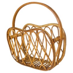 1960s Italian Vintage Mid-Century Modern Natural Rattan Wicker Magazine Holder