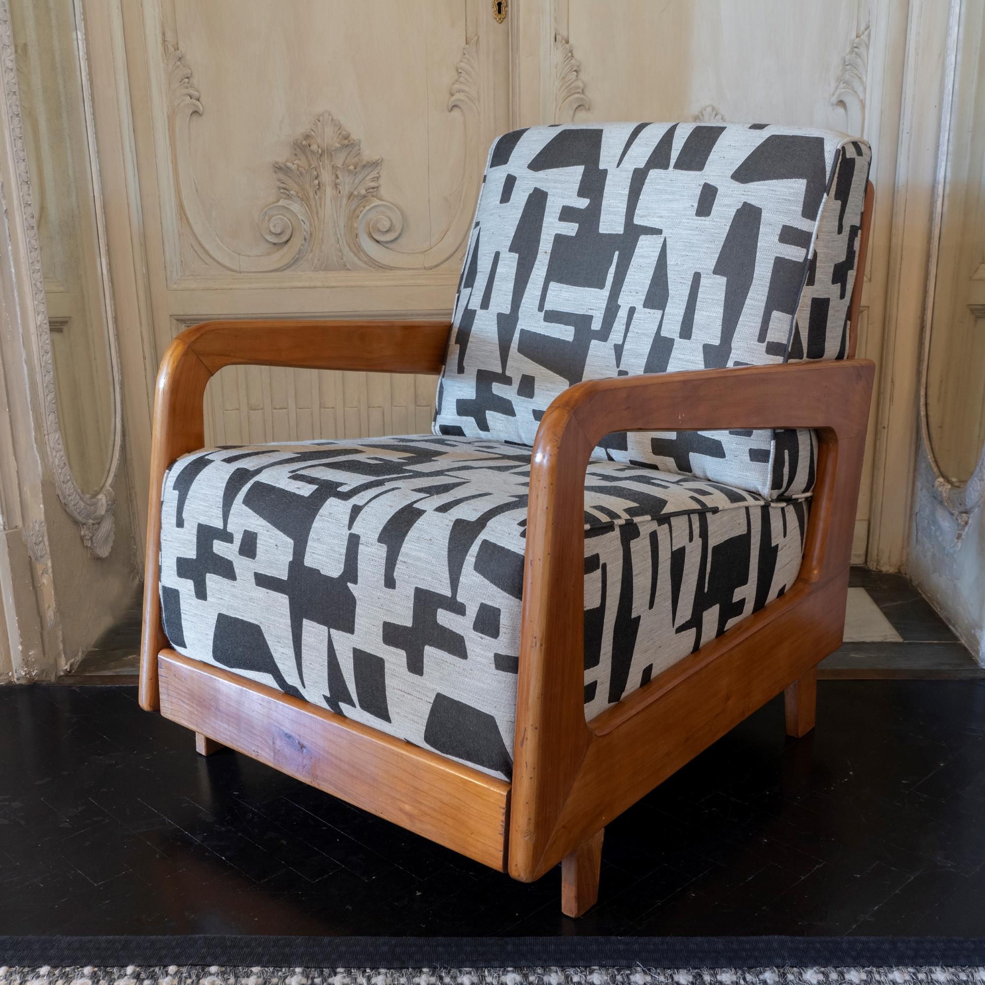 Mid-Century Modern 1960's Italian Walnut Armchair Jacquard Grafic Fabric