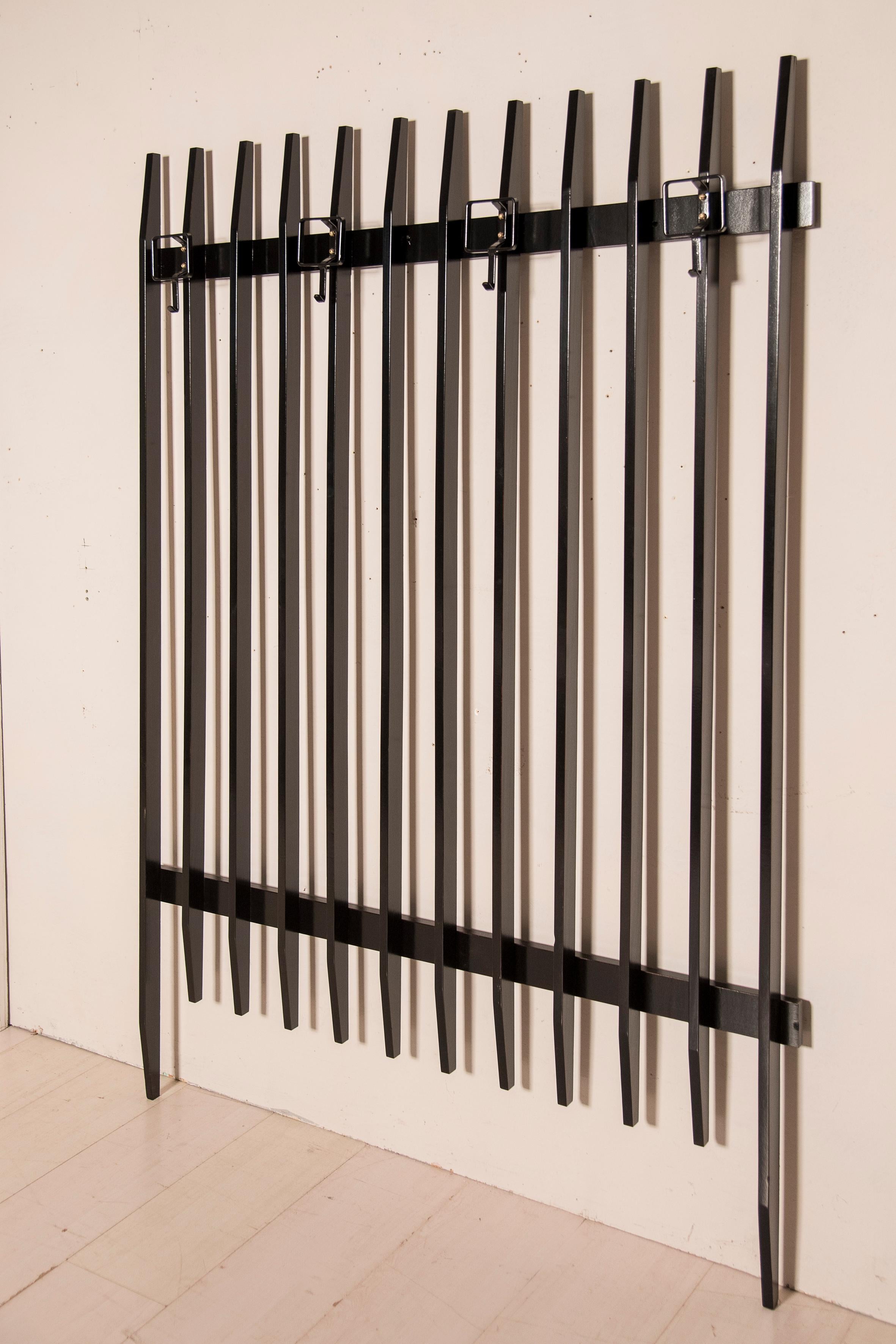 1960s Italian Wood Black Lacquered Coat rack For Sale 7