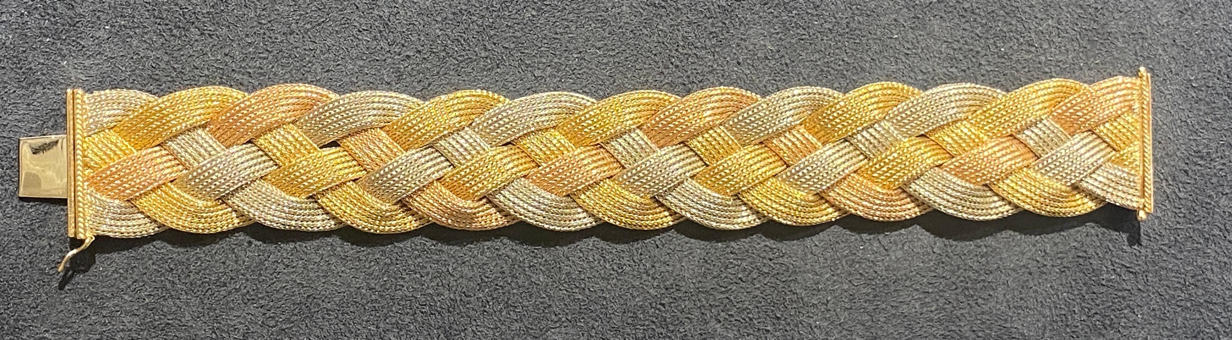 Retro 1960s Italian yellow, white and rose 18 carat gold plaited bracelet  For Sale