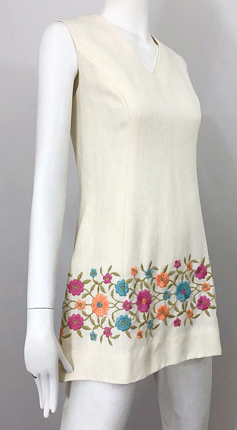 60’s Off White Embroidered Irish Linen Dress main image 1