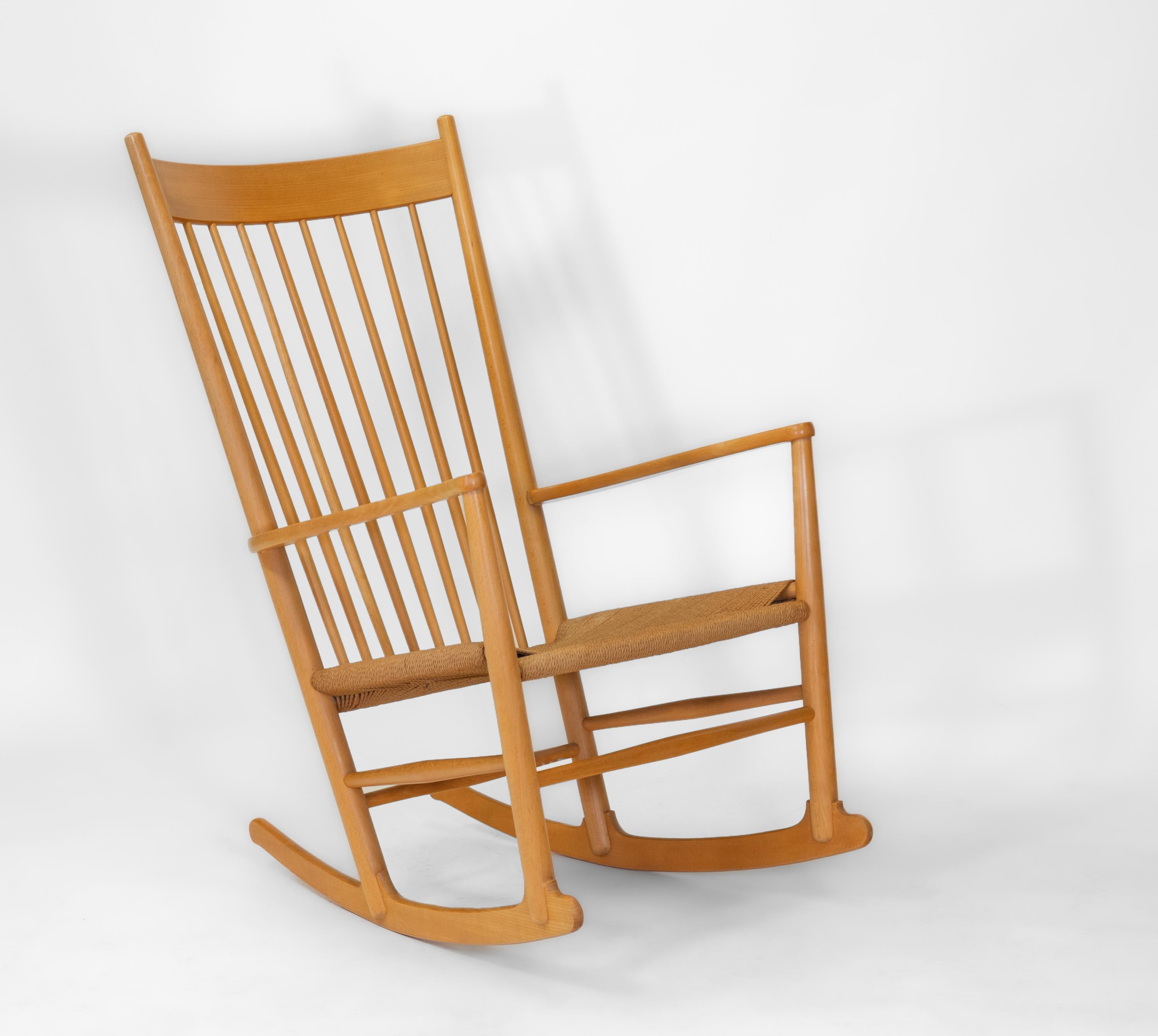 1960’s J16 Beechwood Danish Rocking Chair Designed By Hans Wegner For Sale 9