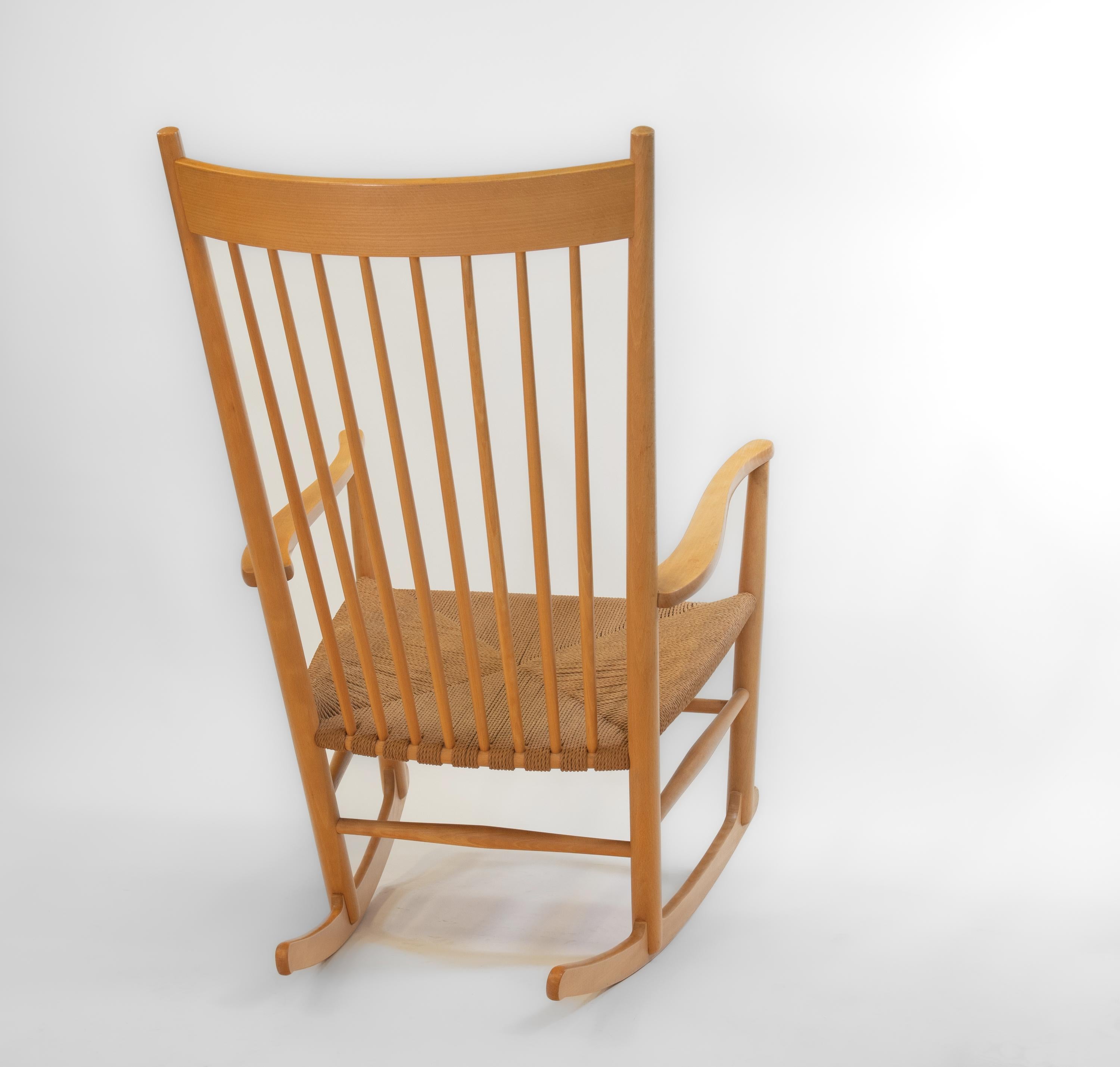 20th Century 1960’s J16 Beechwood Danish Rocking Chair Designed By Hans Wegner For Sale